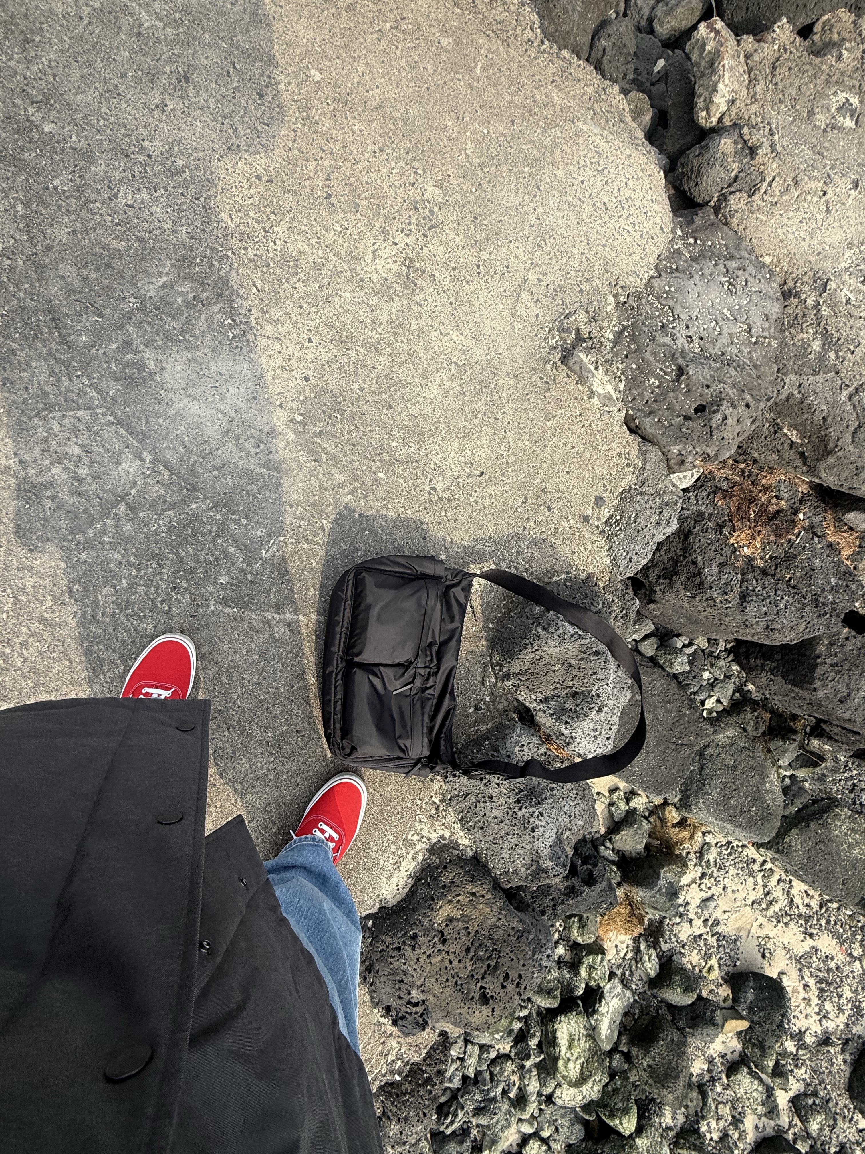 Uniqlo x Engineered Garments Pufftech Hooded Coat Dark Gray - KR, New Era 59Fifty MLB Authentic New York Yankees Game Navy 착용 스타일 - 2