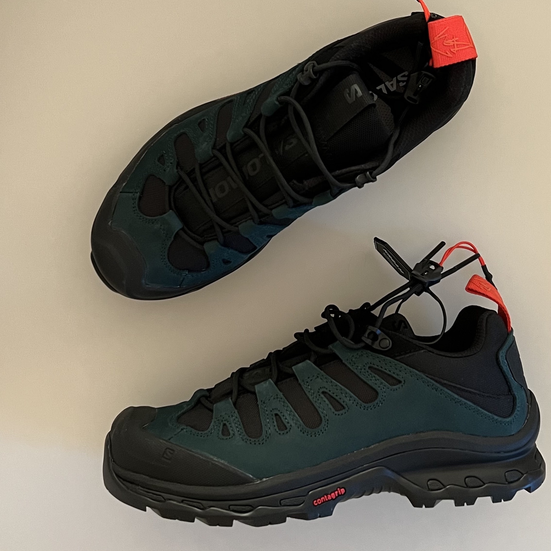 Salomon x GR10K Quest Low 2 Black Ponderosa Pine 착용 스타일