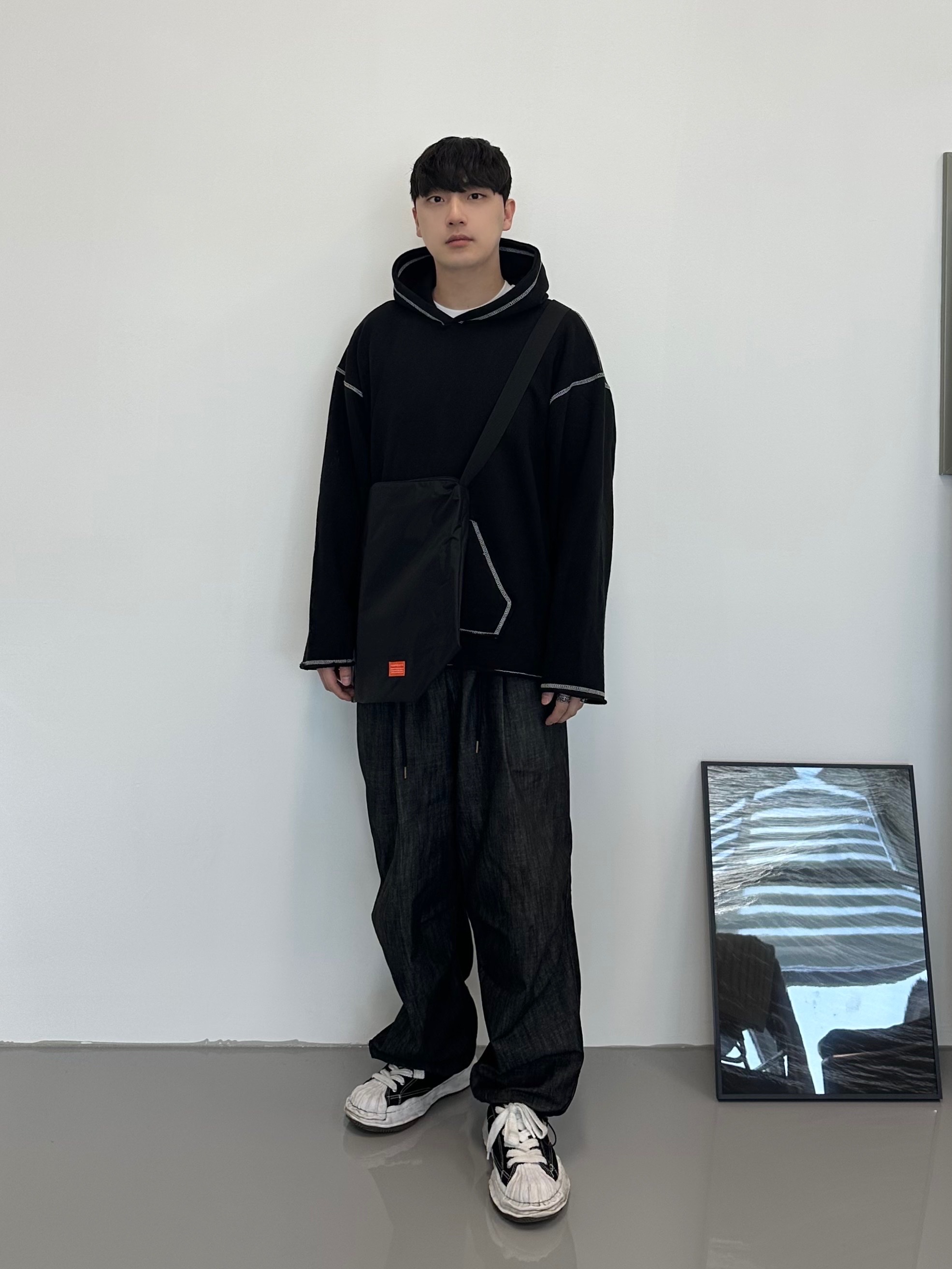 Maison Mihara Yasuhiro Peterson OG Sole Canvas Low Sneakers Black 착용 스타일