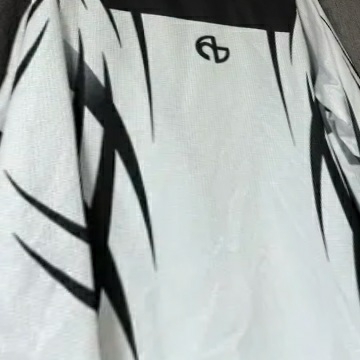 NOMANUAL Motocross Jersey White 착용 스타일