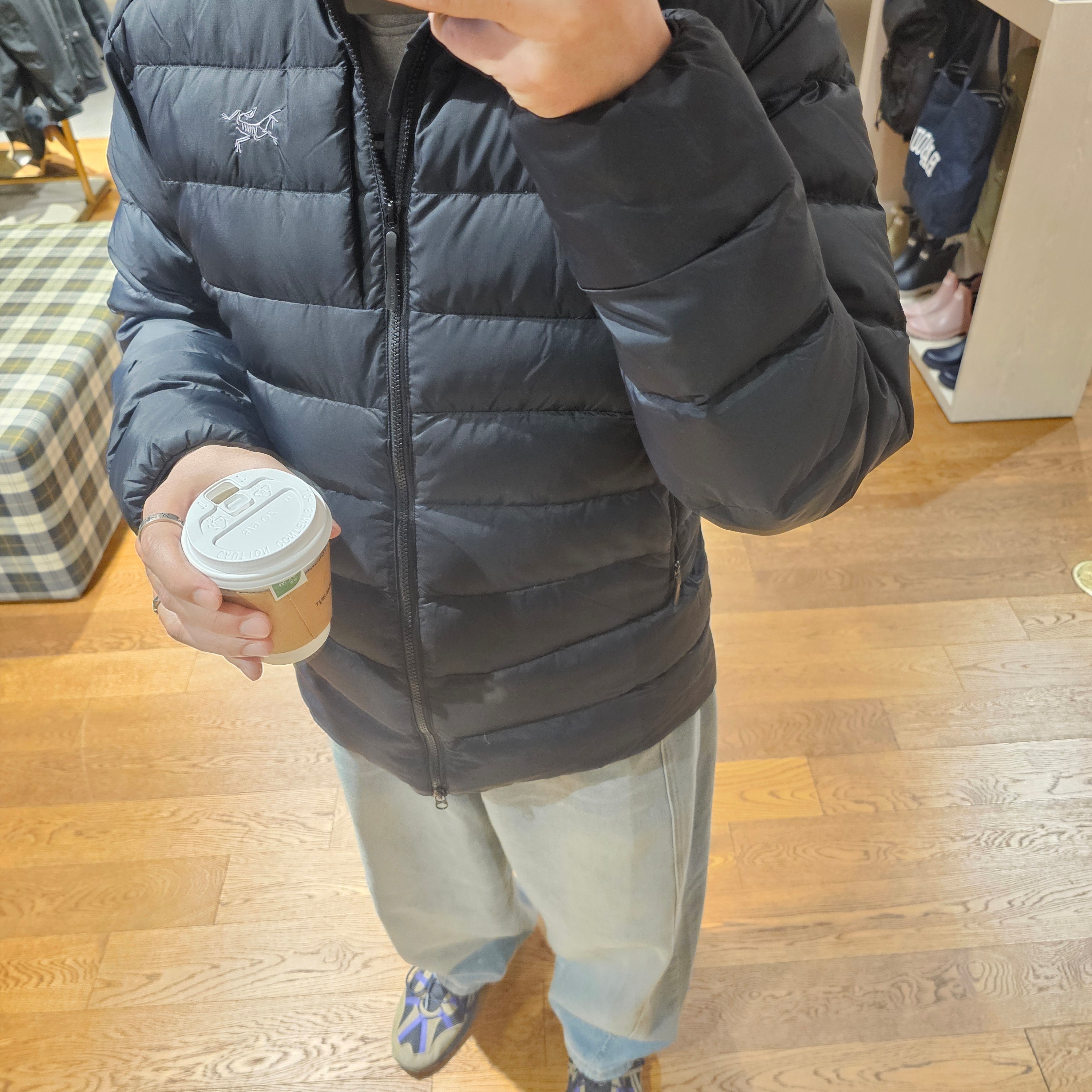 Arc'teryx Thorium Hoody Black 착용 스타일