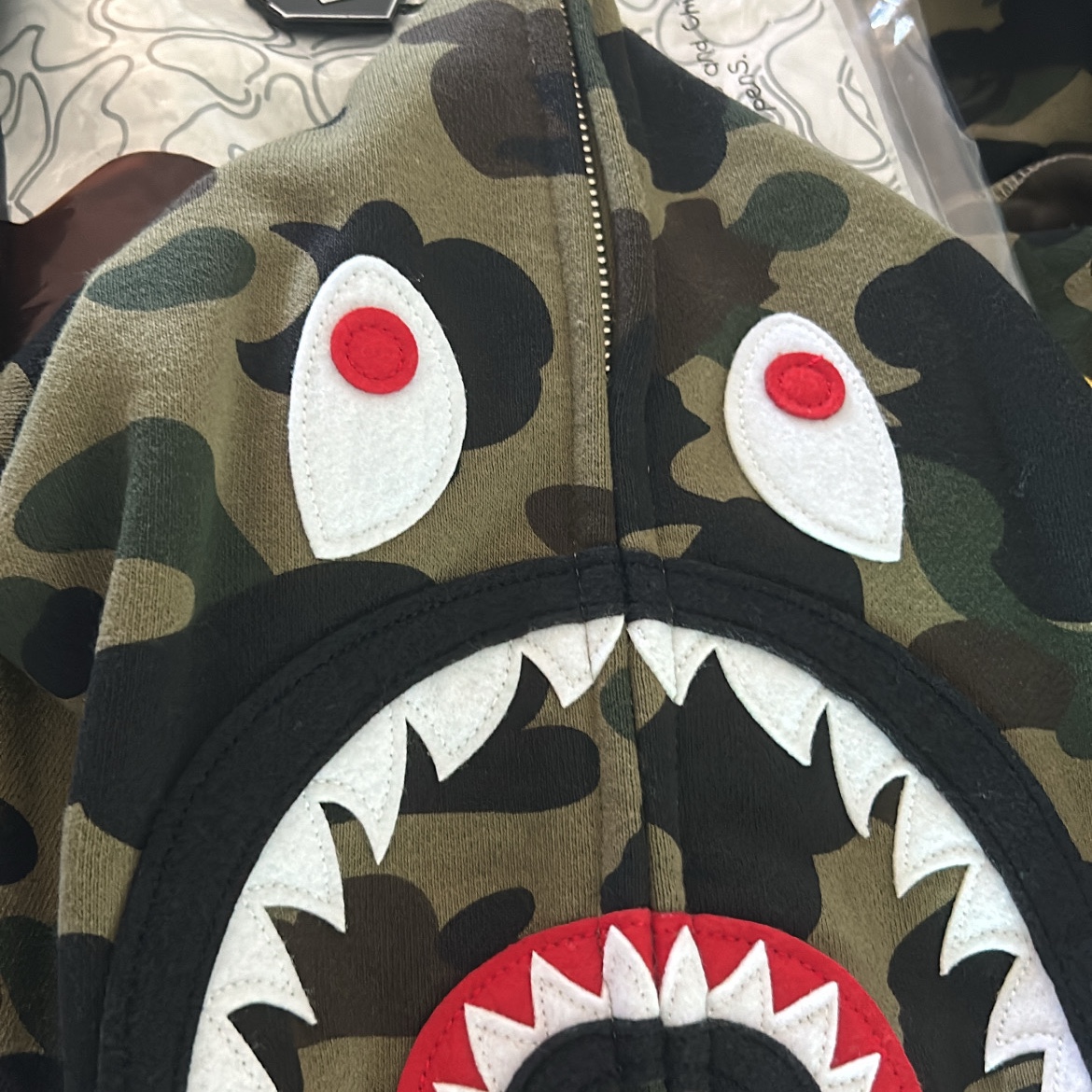 BAPE PONR 1st Camo 2nd Shark Full Zip Hoodie Green 착용 스타일