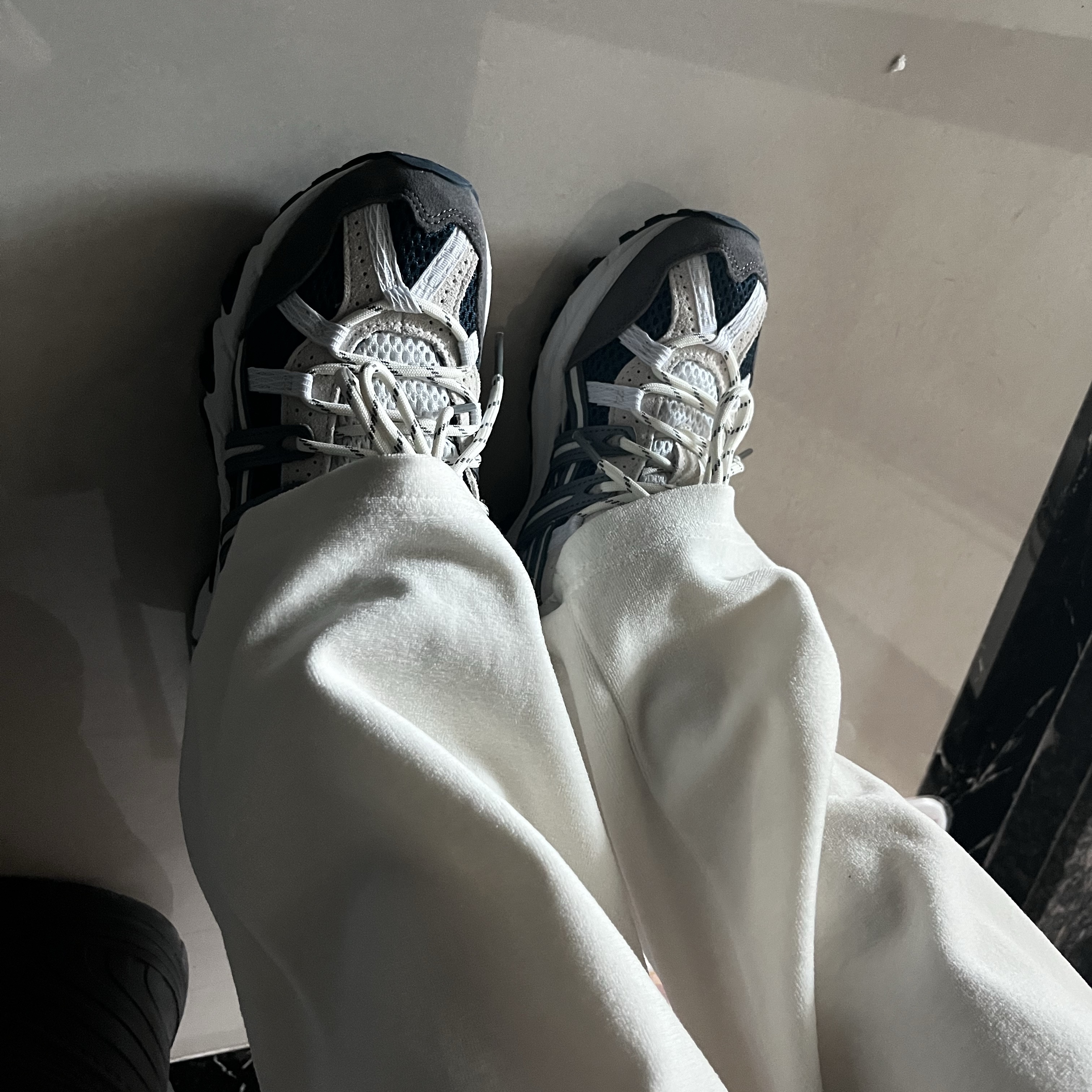 Asics Gel-Sonoma 15-50 French Blue 착용 스타일 - 1