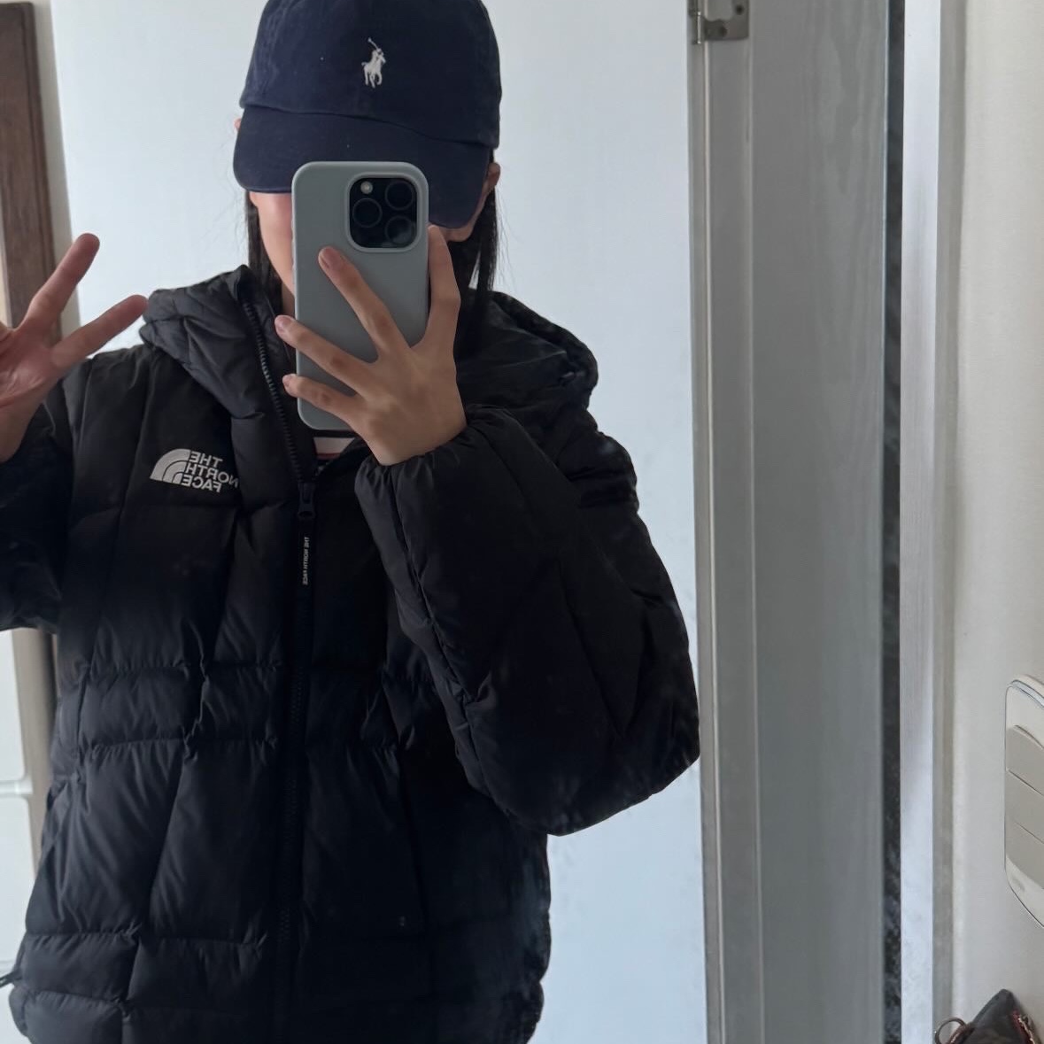 The North Face White Label Wave LT On Ball Jacket Black 착용 스타일