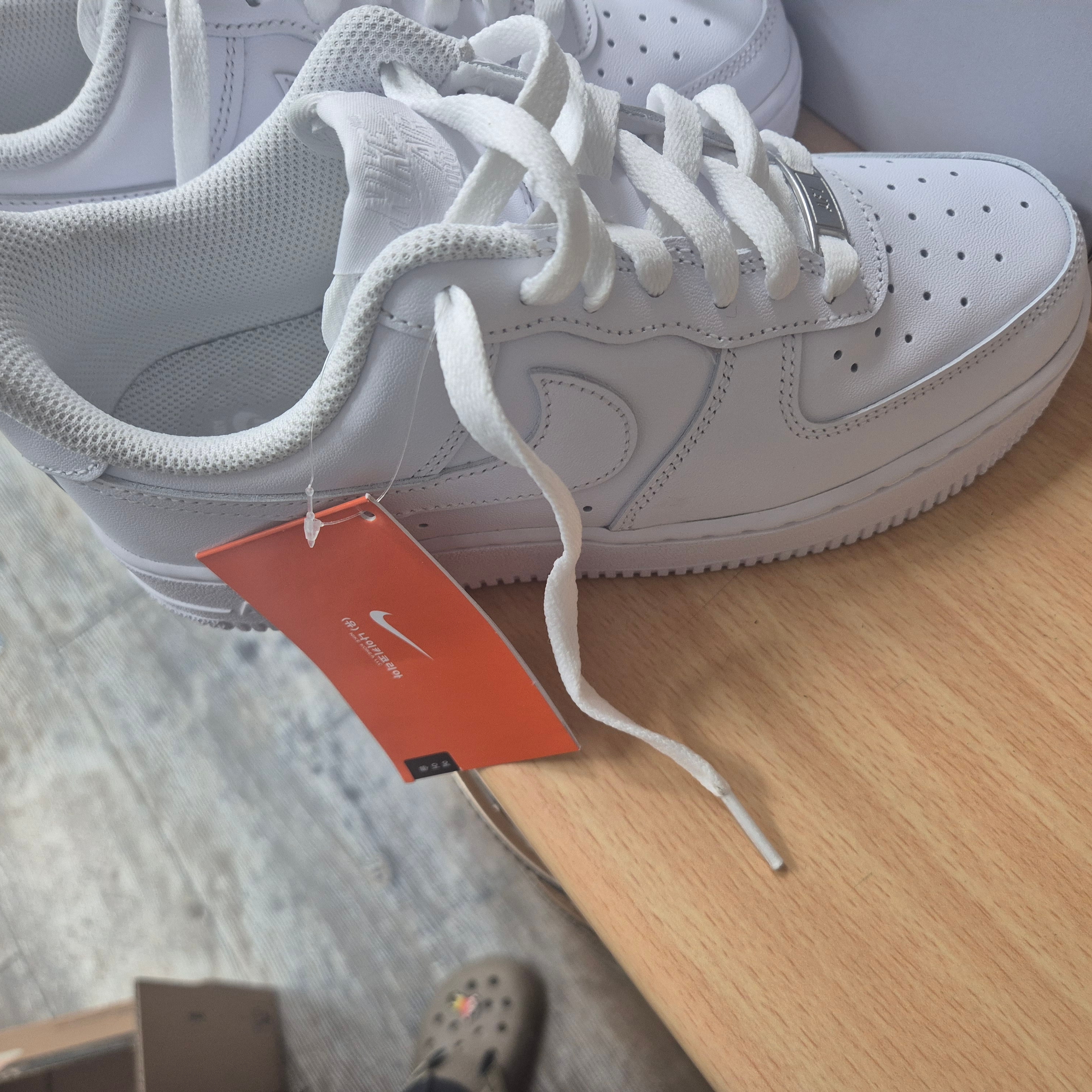 Nike Air Force 1 '07 Low White 착용 스타일 - 3