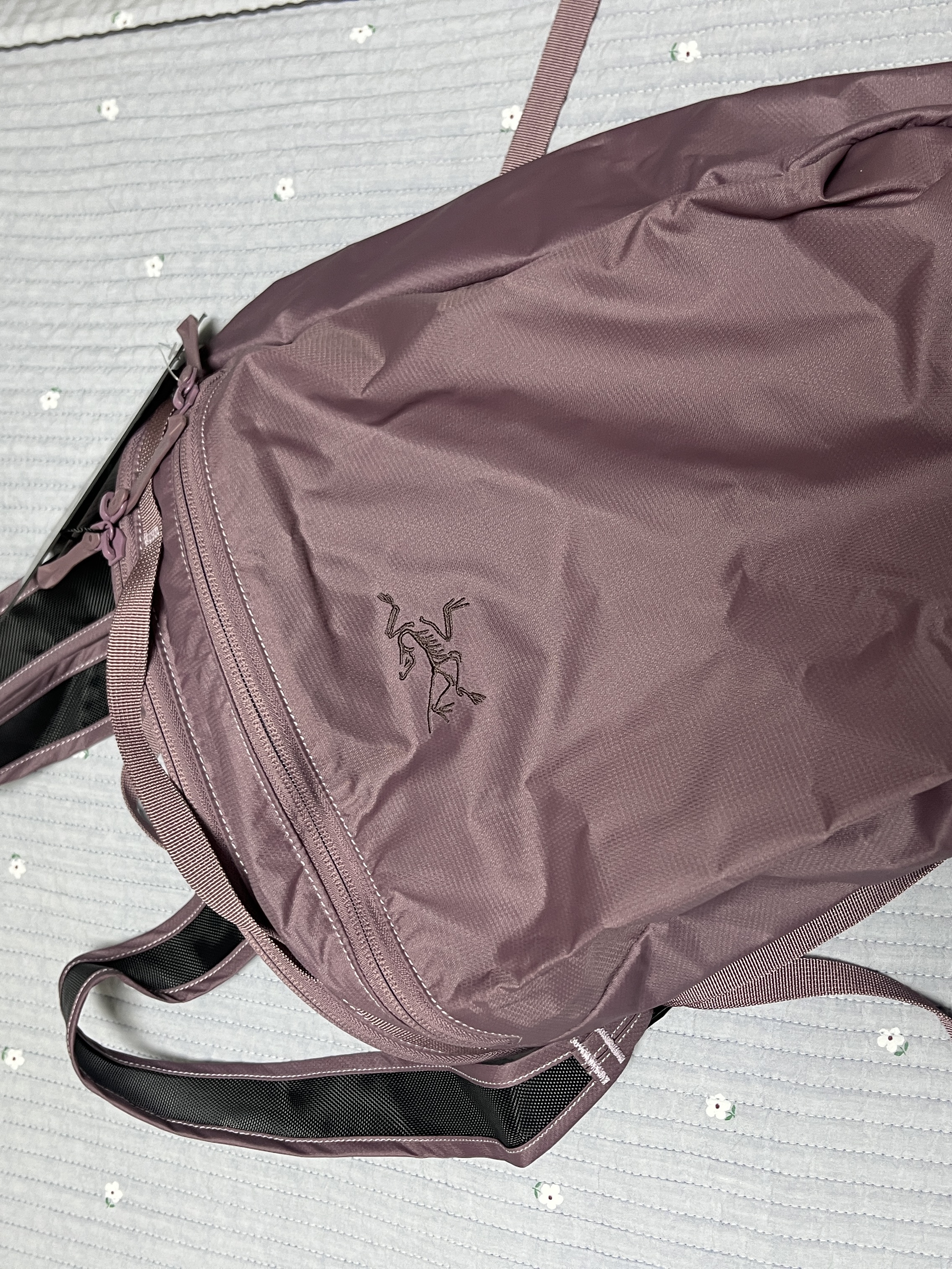 Arc'teryx Heliad 15 Backpack Interstellar 착용 스타일 - 2