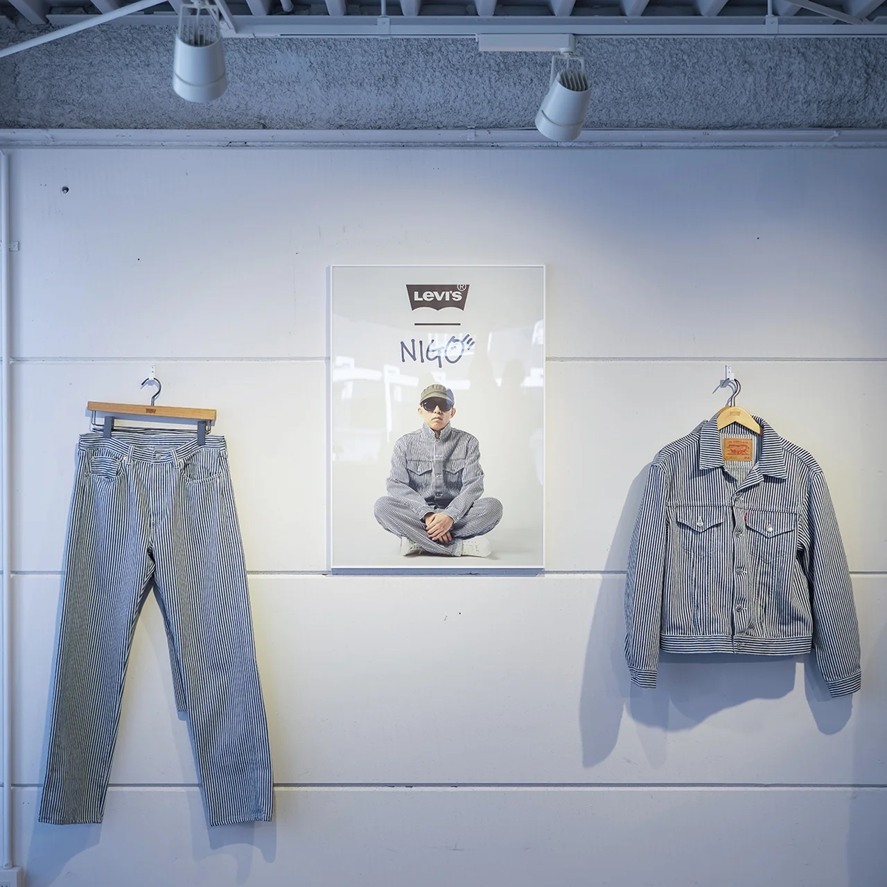 Levi's x Nigo 557XX Hickory Stripe Trucker Jacket Indigo, Levi's x Nigo Hickory Stripe 501 Jean Indigo 착용 스타일
