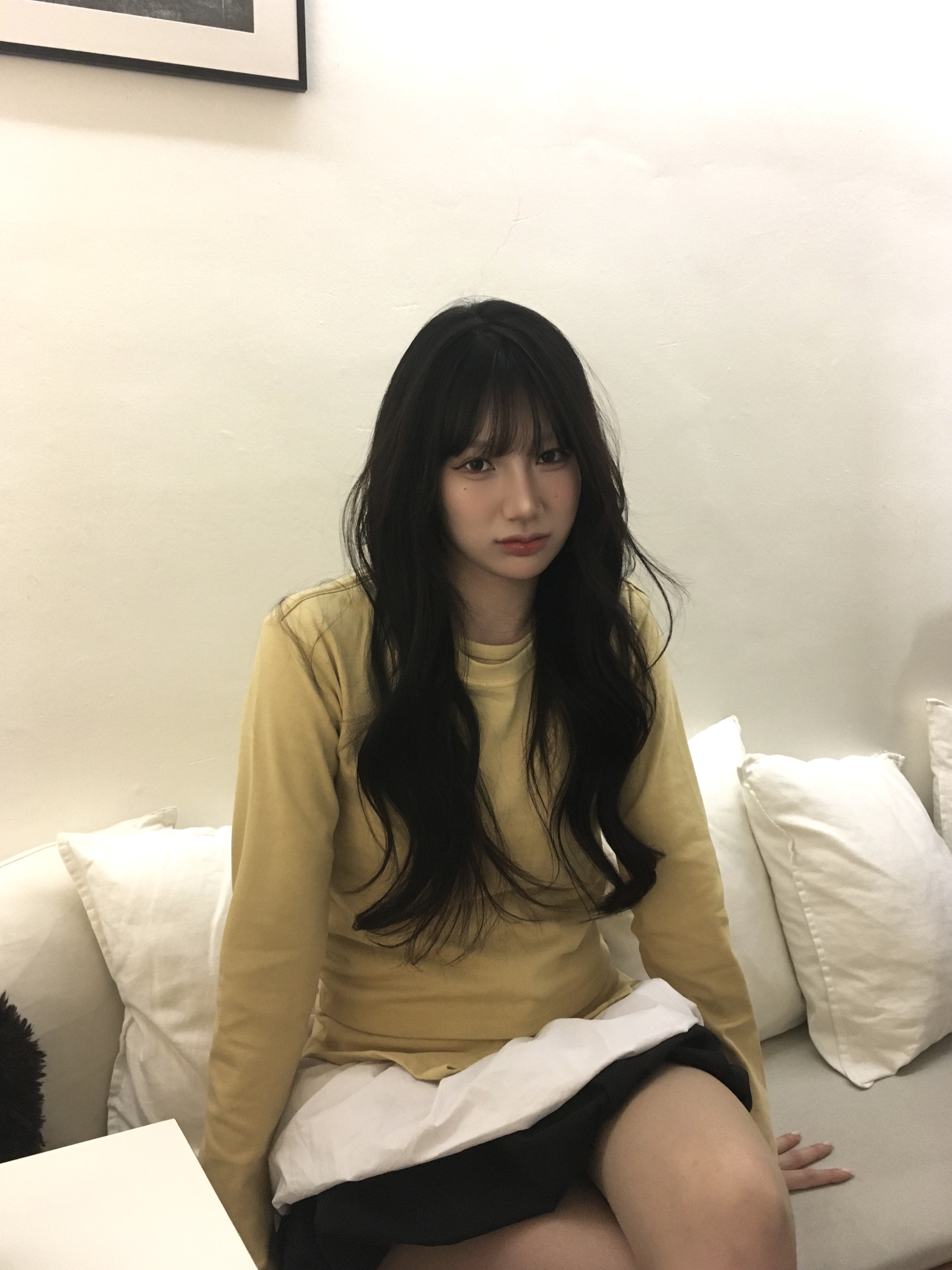 Gyeong Layered Long Sleeve Top Soft Yellow 착용 스타일