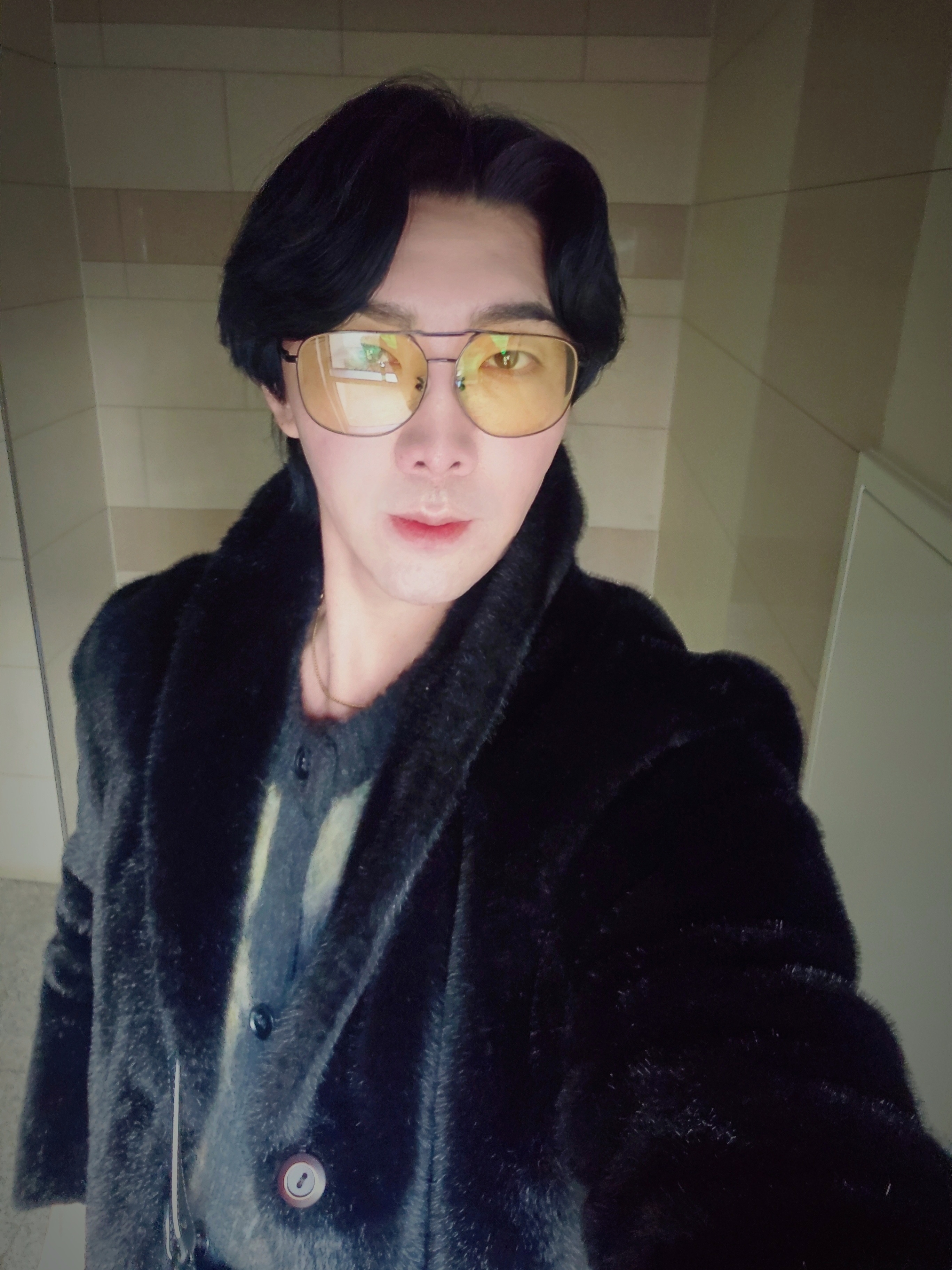 김 현 (@_kim_hyun_) 님의 게시물 | KREAM