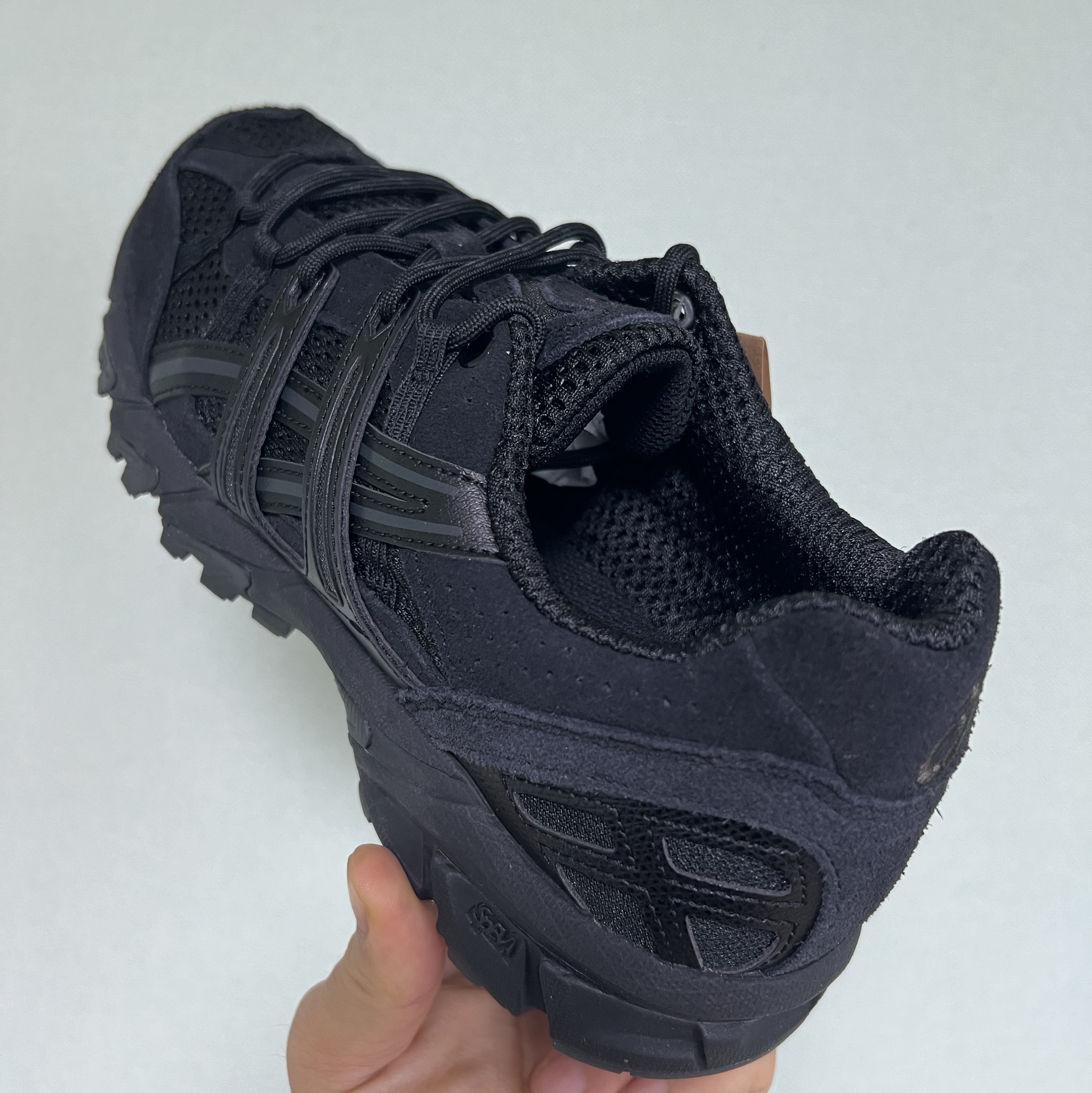 Asics Gel-Sonoma 15-50 Black 착용 스타일 - 2