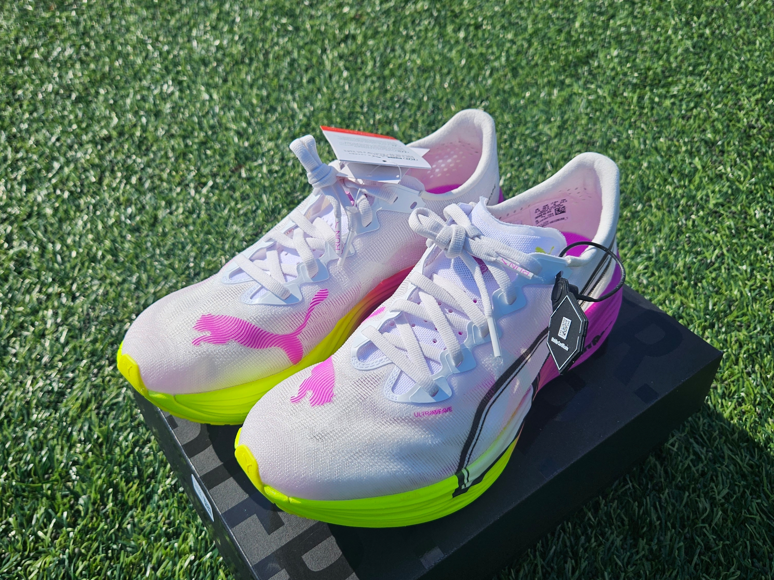 (W) Puma Deviate Nitro Elite 3 White Pure Magenta 착용 스타일 - 2