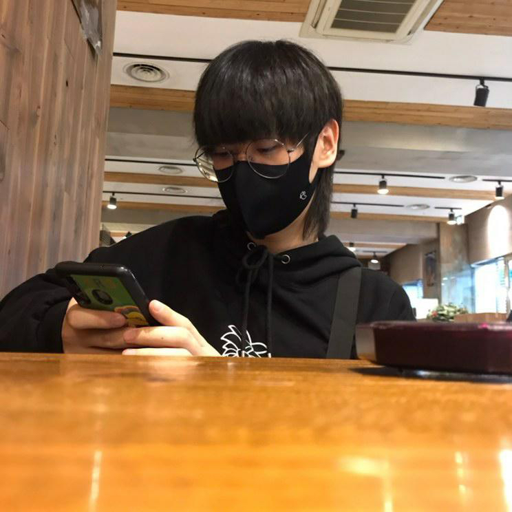 KREAM 프로필 이미지
