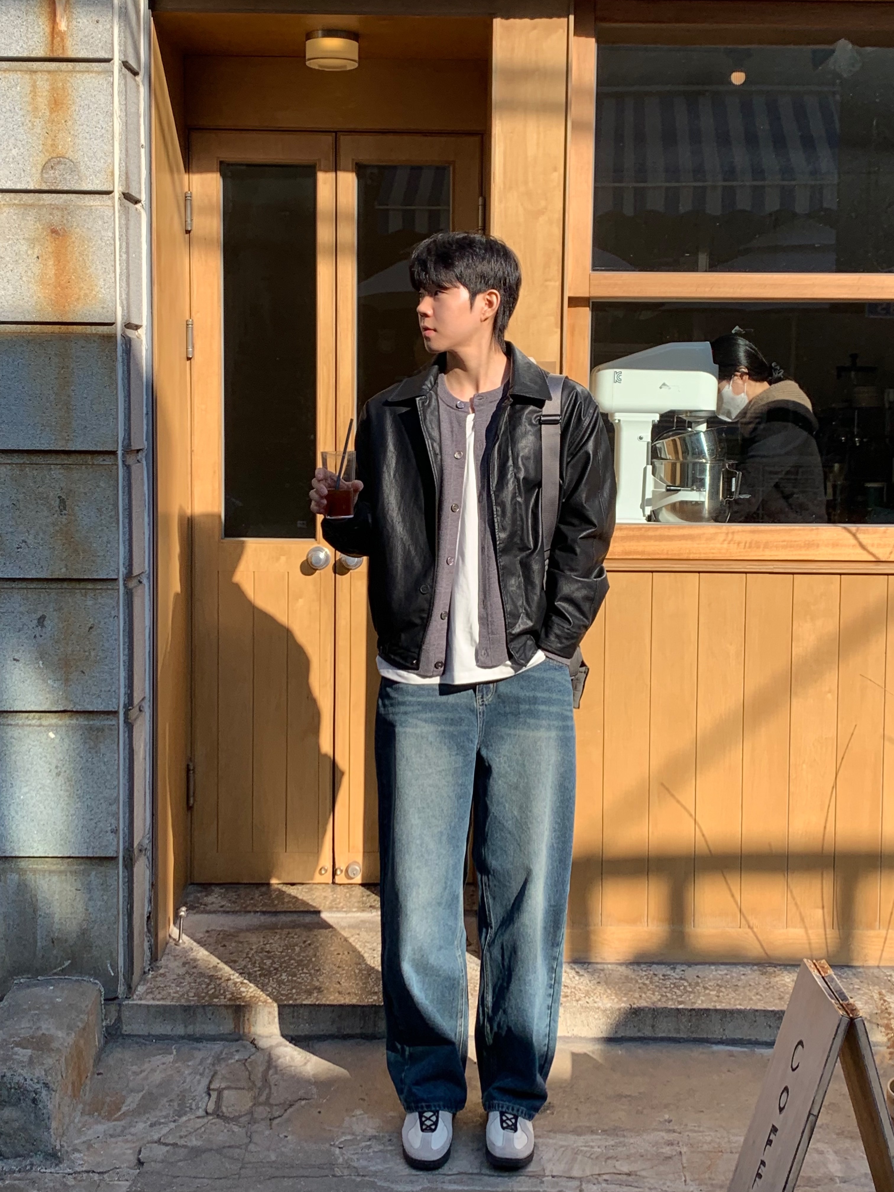 Shoopen Leather German New Army Sneakers Gray 착용 스타일 - 1