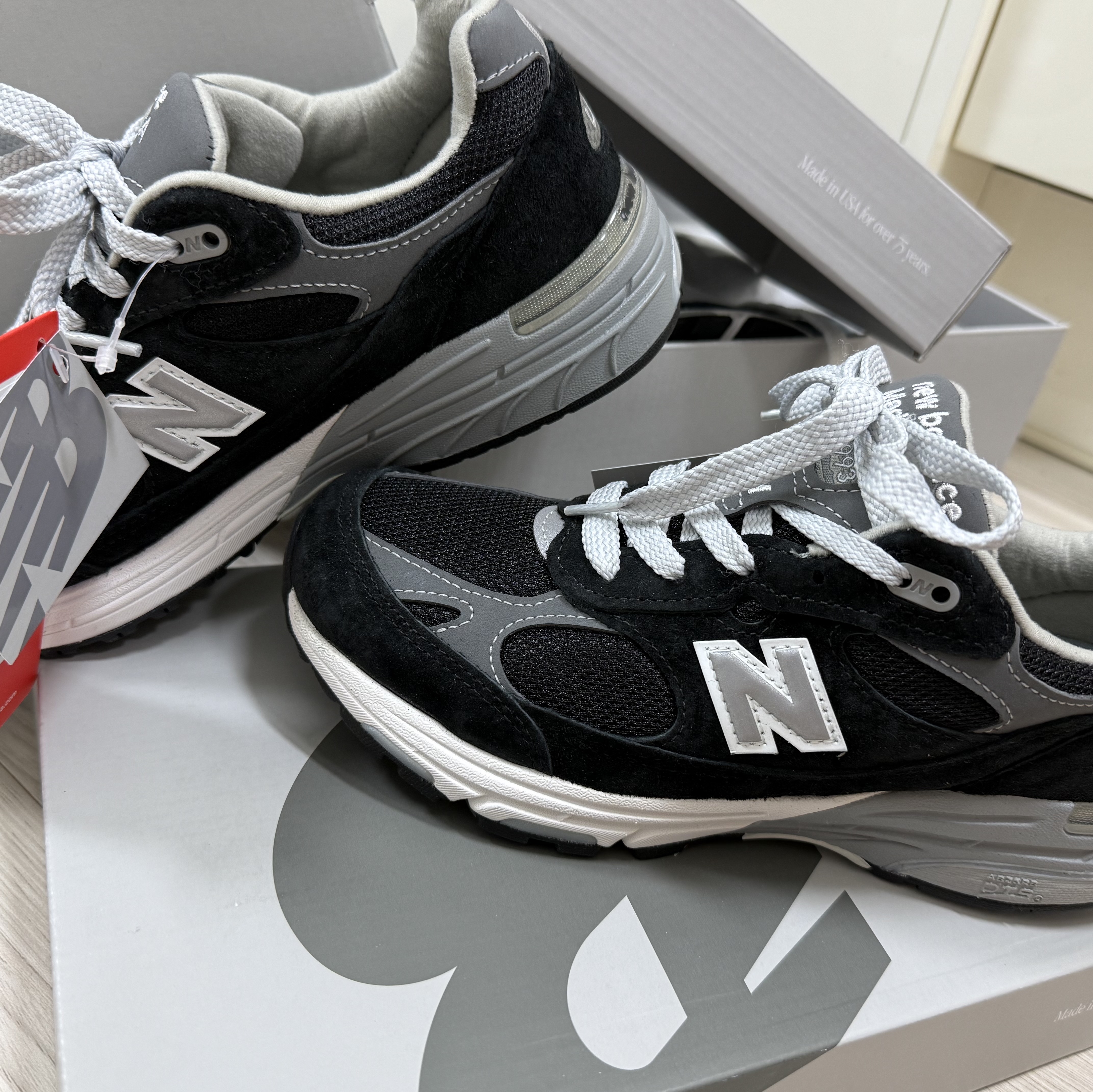 (W) New Balance 993 Made in USA Black - B Standard 착용 스타일 - 2