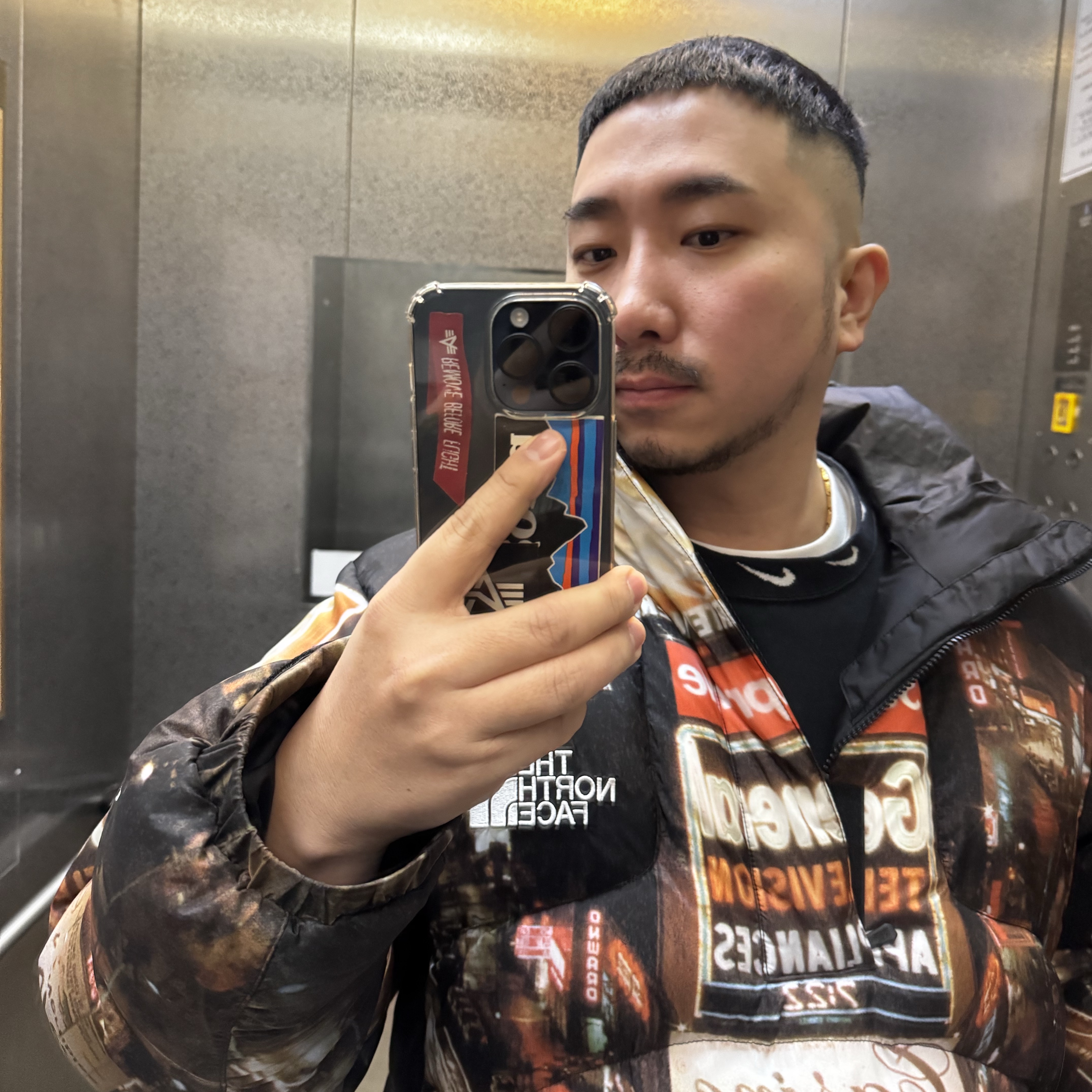 Supreme x The North Face 800-Fill Half Zip Hooded Pullover Times Square - 22FW, Nike x Stussy NRG BR LS Knit Top 착용 스타일