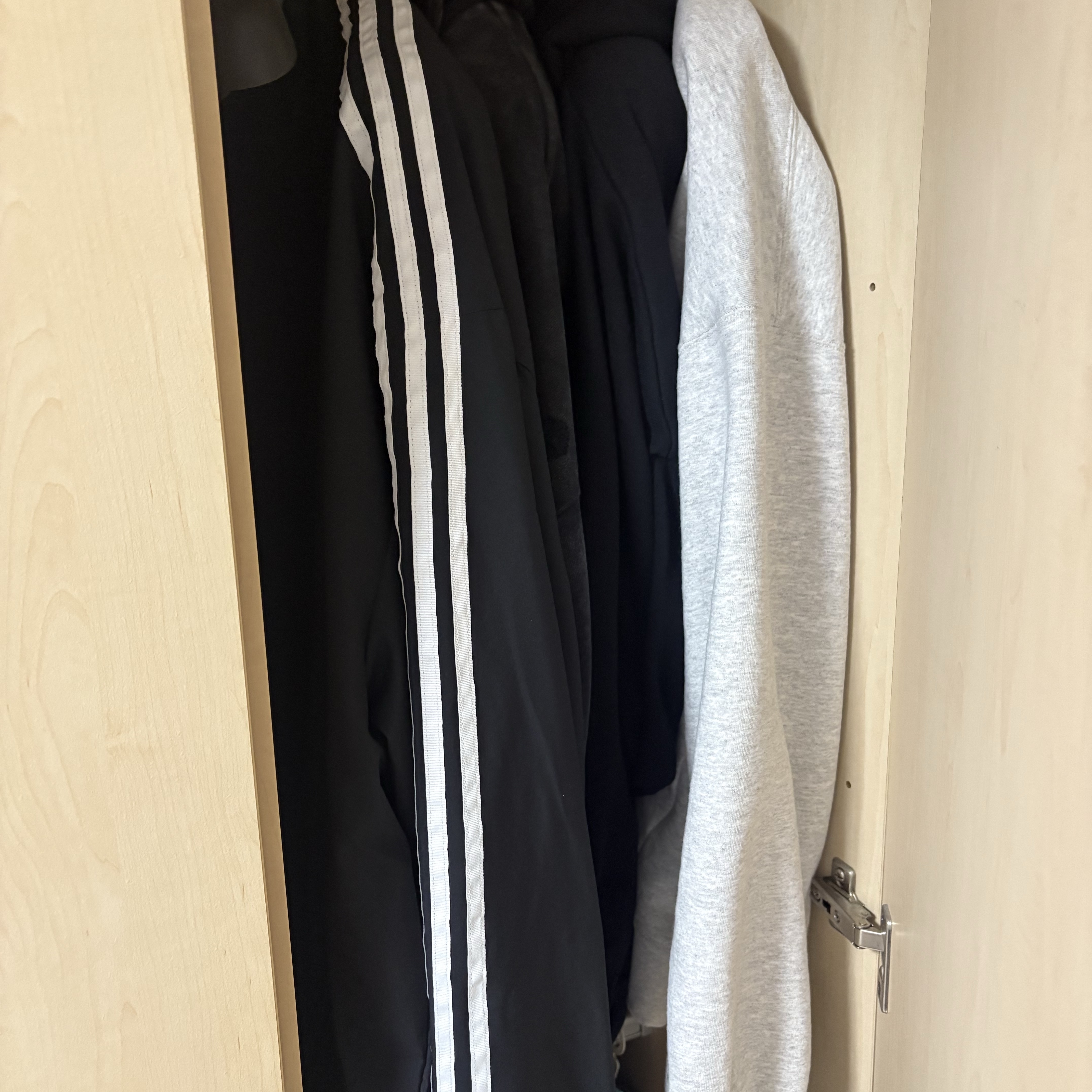 (W) Adidas Adilenium Oversized Track Top Black - US Sizing, Supreme x MM6 Maison Margiela Zip Up Hooded Sweatshirt Ash Grey - 24SS 착용 스타일