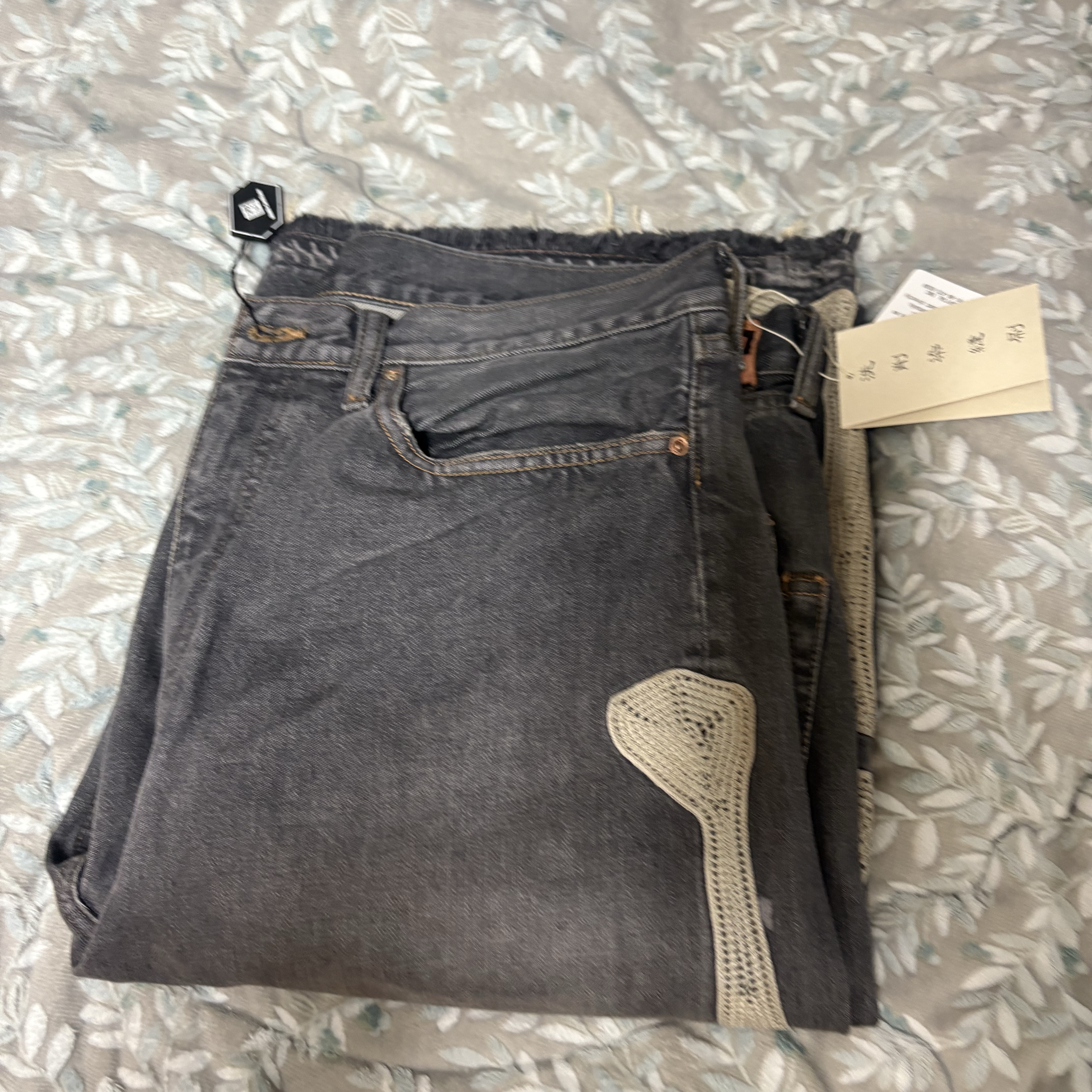 Kapital 14 oz. Denim 5P Bone Embroidery Short Pants Black 착용 스타일
