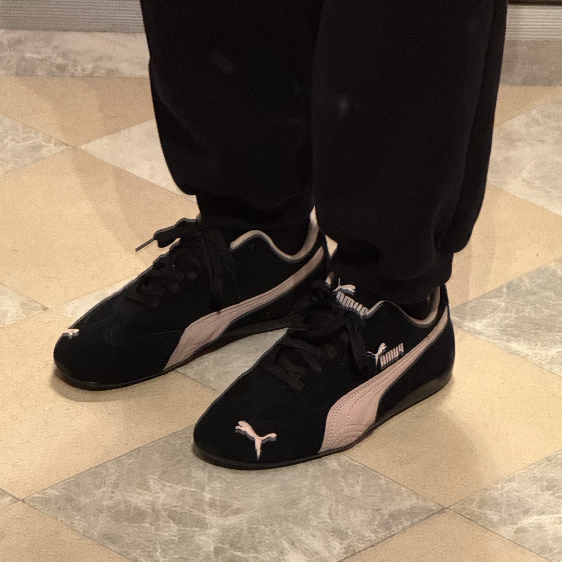 Puma Speedcat OG Black Mauve Mist 착용 스타일