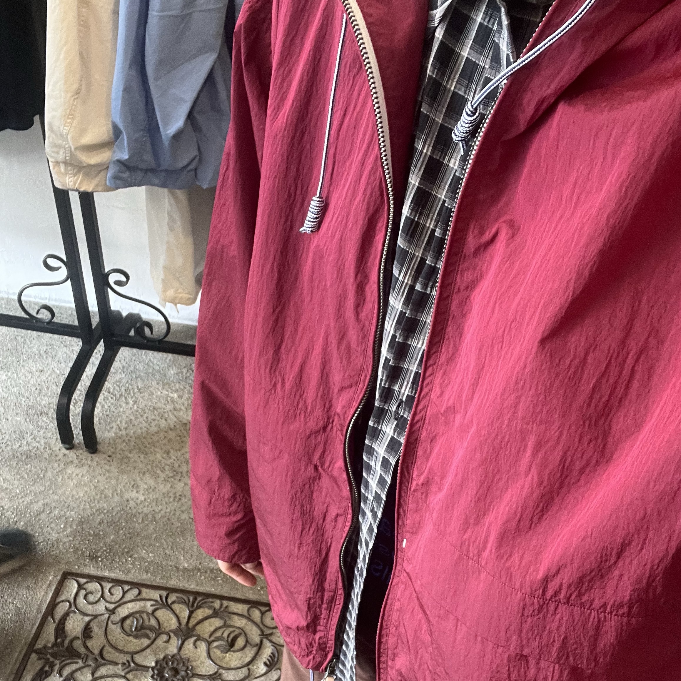 Nanamica Zip Up Wind Parka Red 착용 스타일