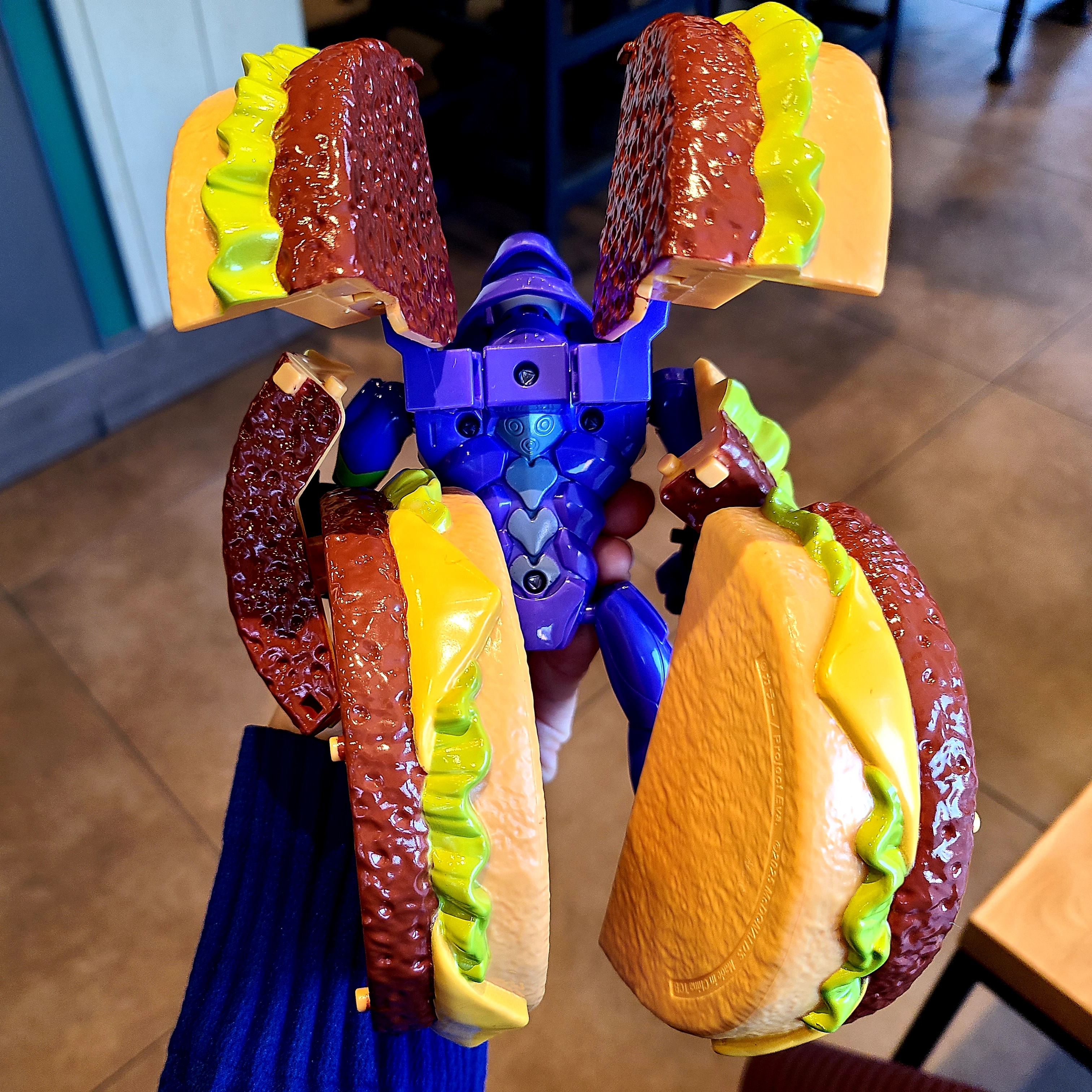 McDonald's x Evangelion Value Set Figure 착용 스타일 - 5