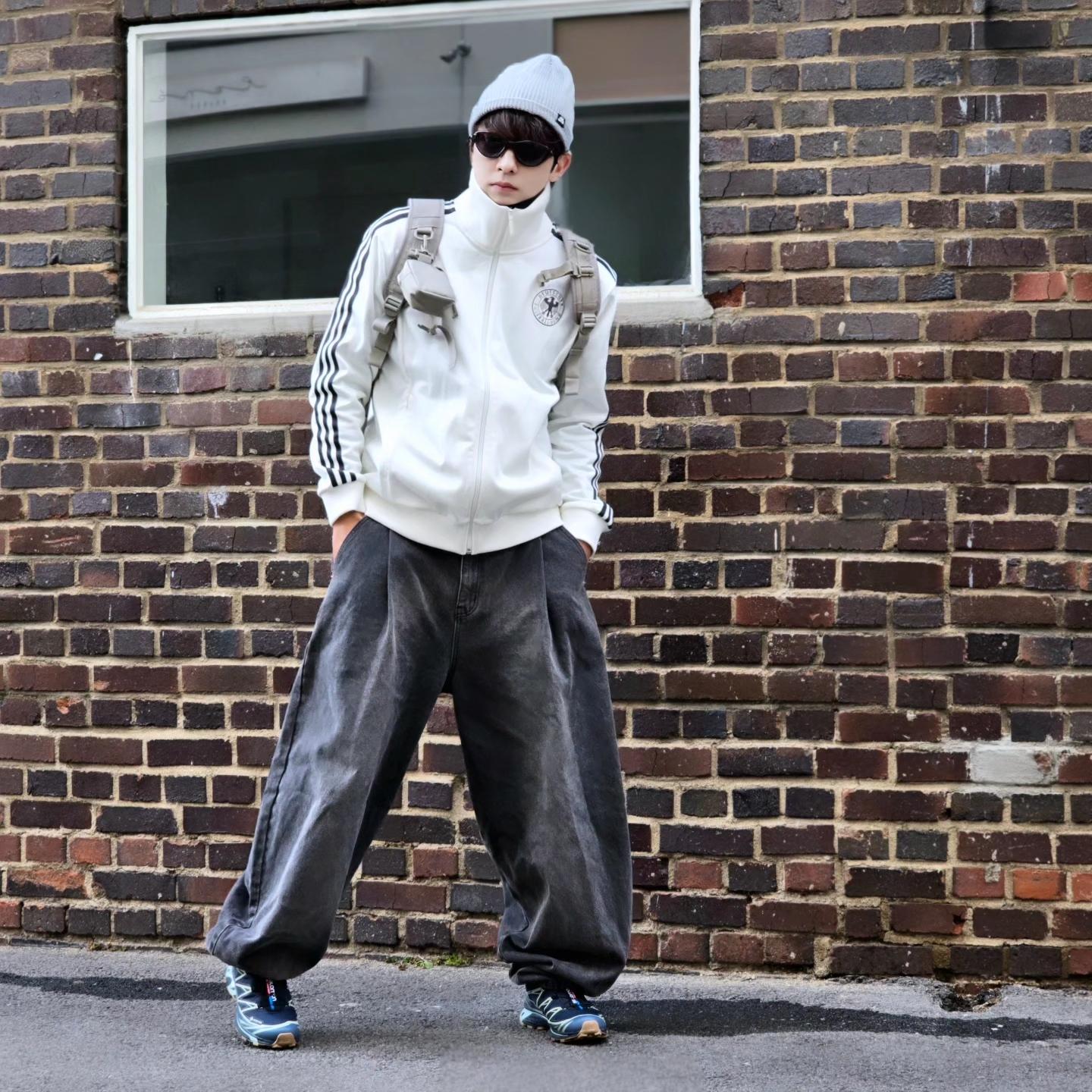 Nike SB Fisherman Beanie Dark Grey Heather, Adidas German Beckenbauer Track Top Off White - KR Sizing 착용 스타일 - 1