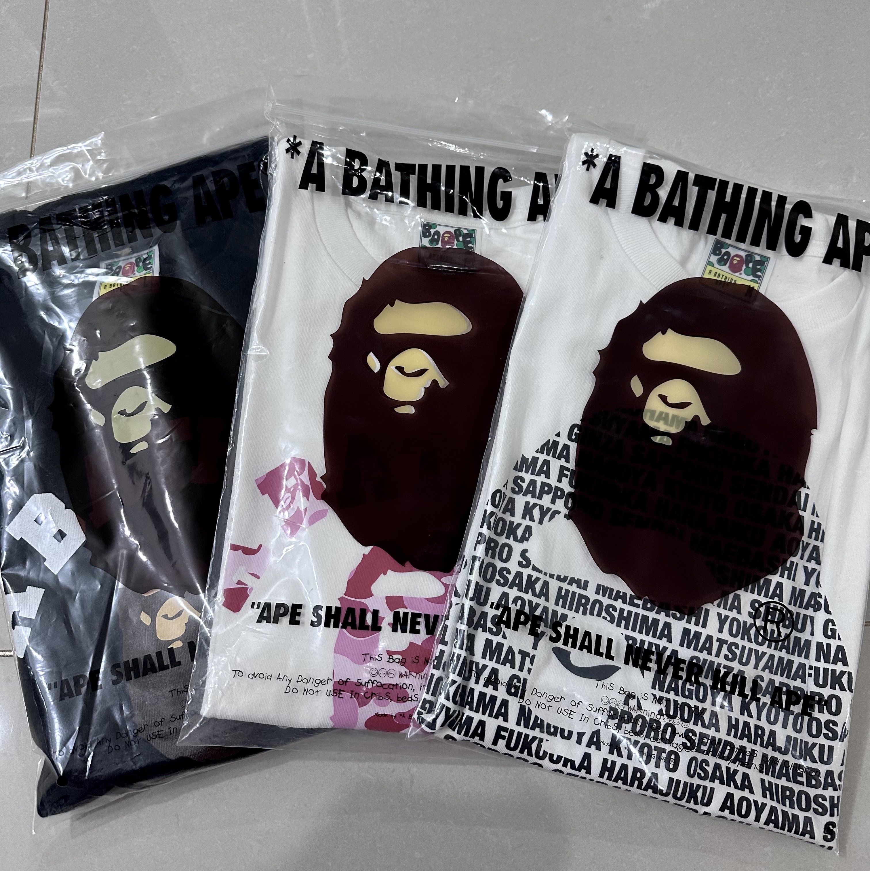 BAPE ABC Camo College T-Shirt White Pink, BAPE College T-Shirt Black 착용 스타일