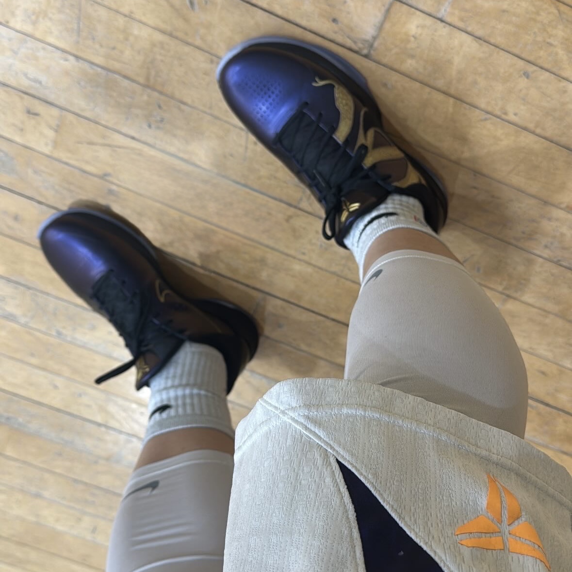 Nike Kobe 5 Protro Year of the Mamba Eggplant 착용 스타일