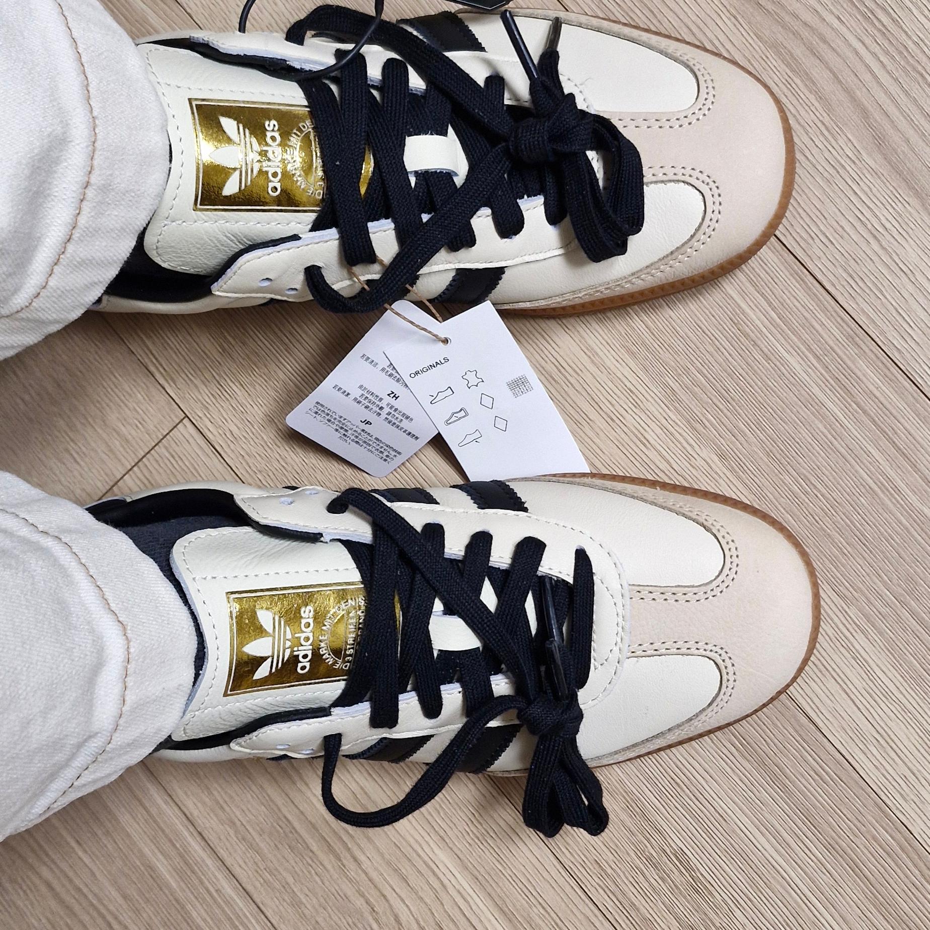 (W) Adidas Samba OG Cream White Core Black 착용 스타일