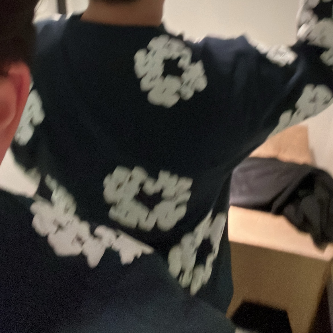 Denim Tears Long Sleeve Cotton Wreath T-Shirt Navy 착용 스타일 - 2
