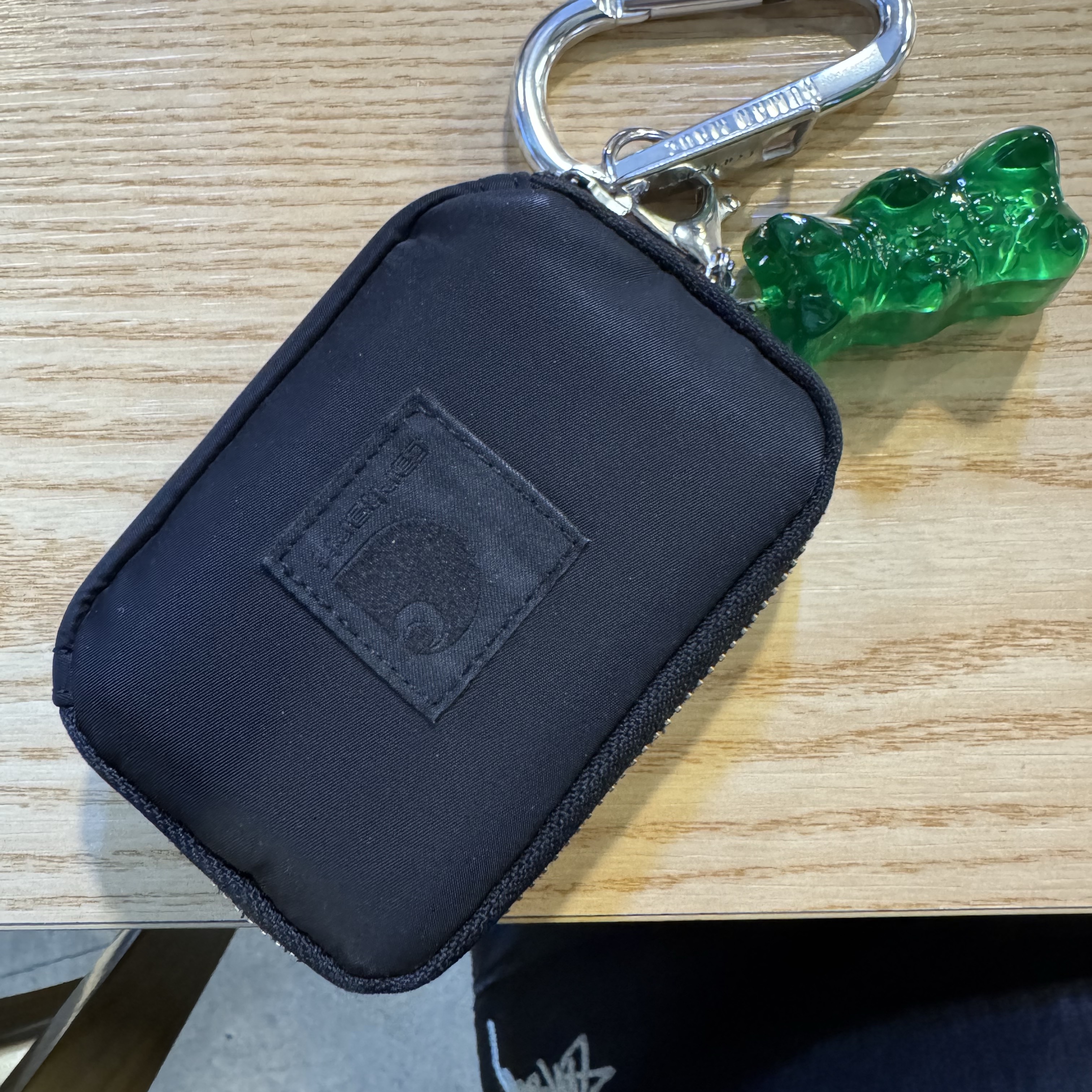 Human Made Carabiner 70mm Silver 착용 스타일