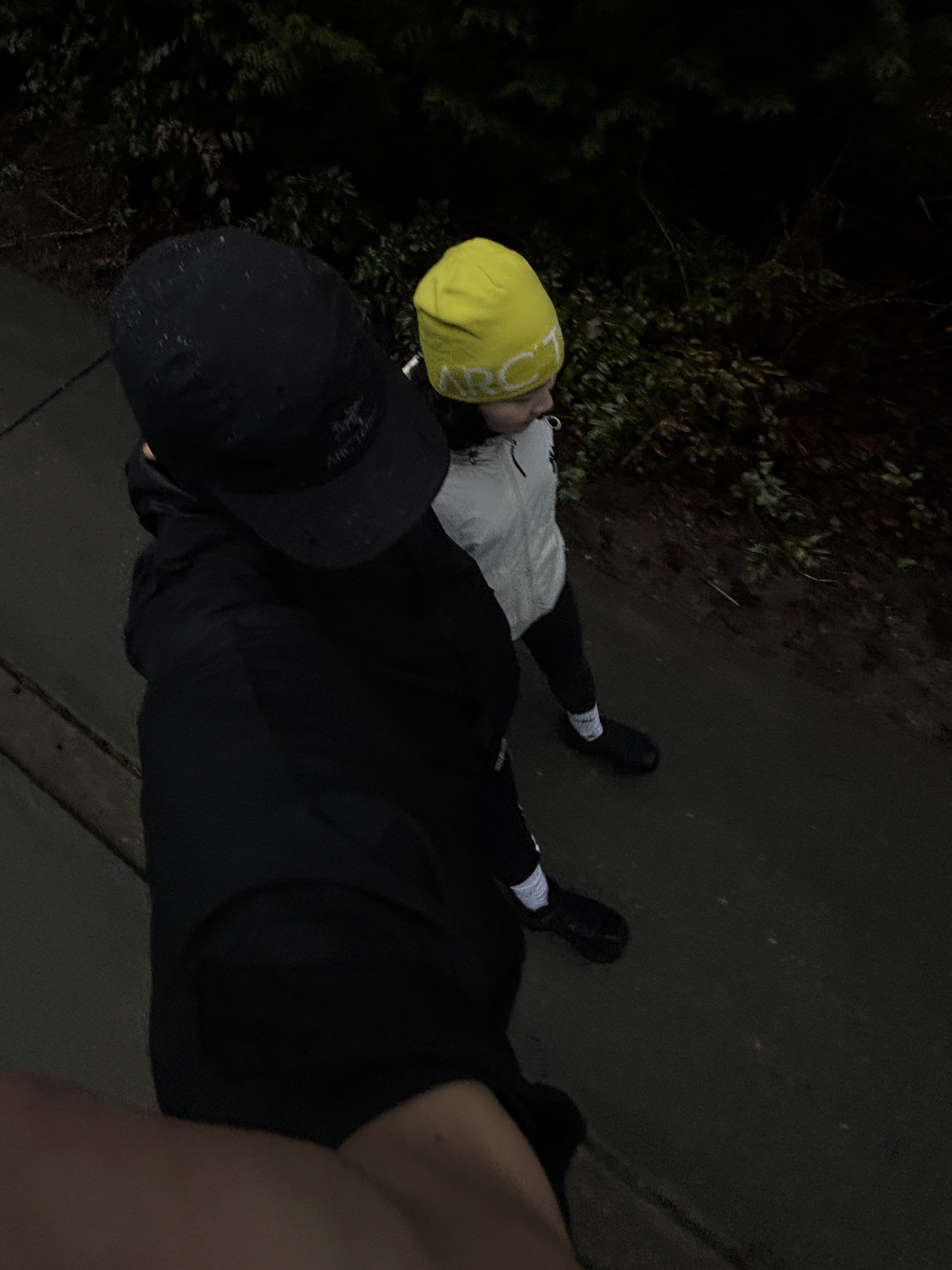 Arc'teryx Gore 5 Panel Cap Black, Arc'teryx Word Head Toque Orca 착용 스타일