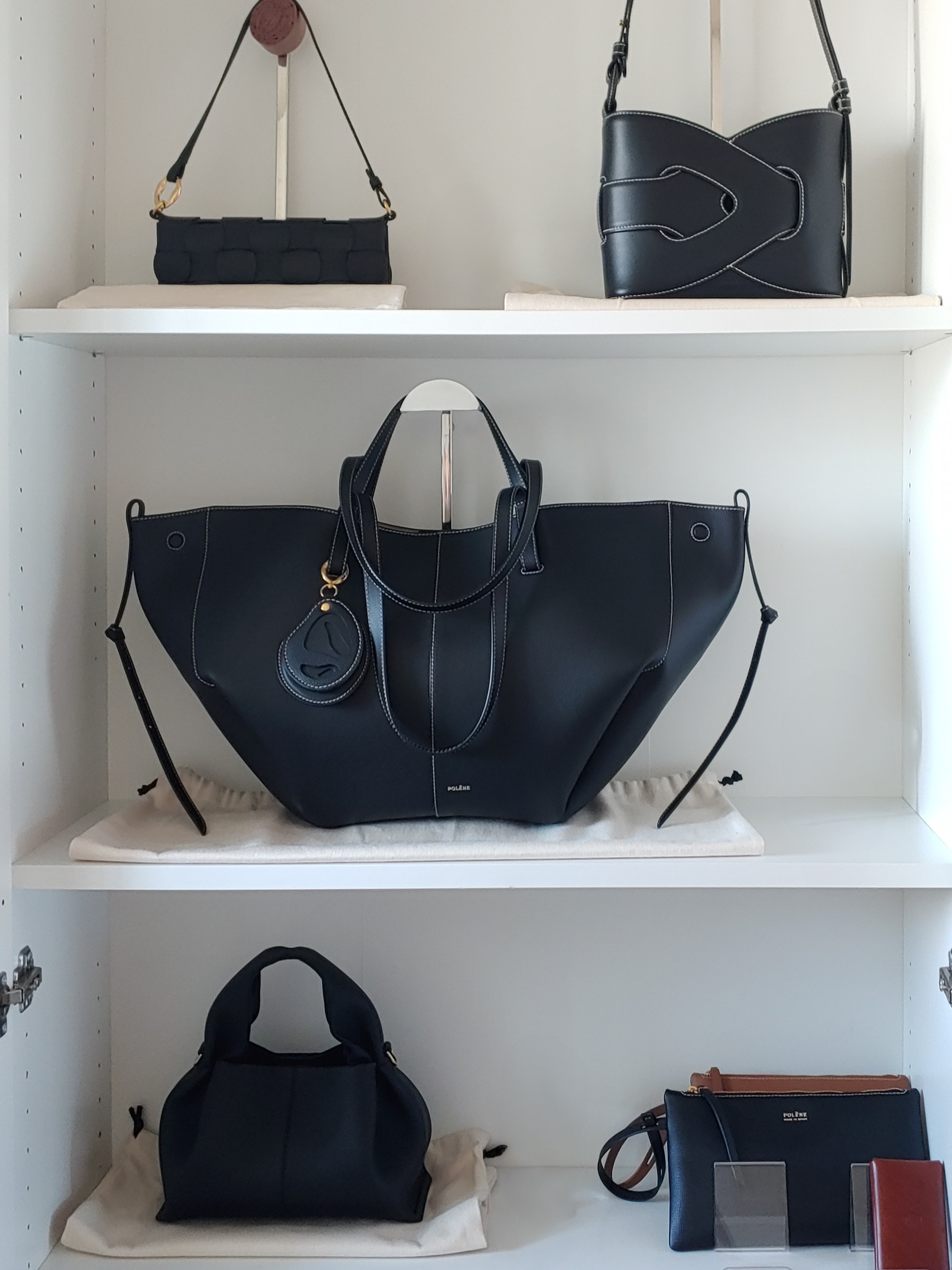 Polene Neiti Black, Polene Nodde Smooth Black 착용 스타일
