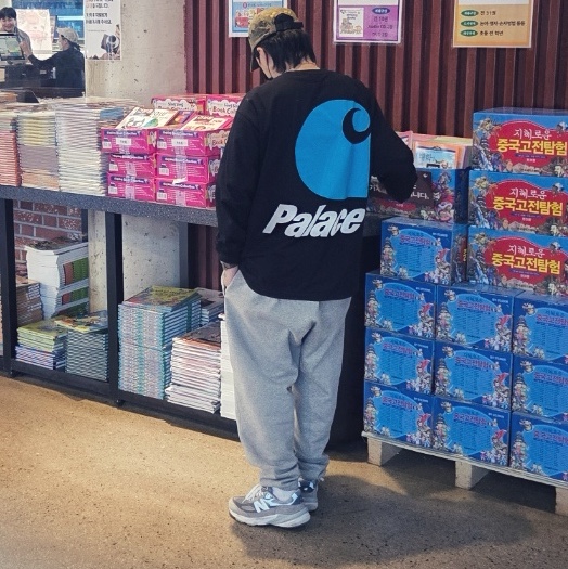 Palace x Carhartt WIP Logo Longsleeve Black - 24FW 착용 스타일