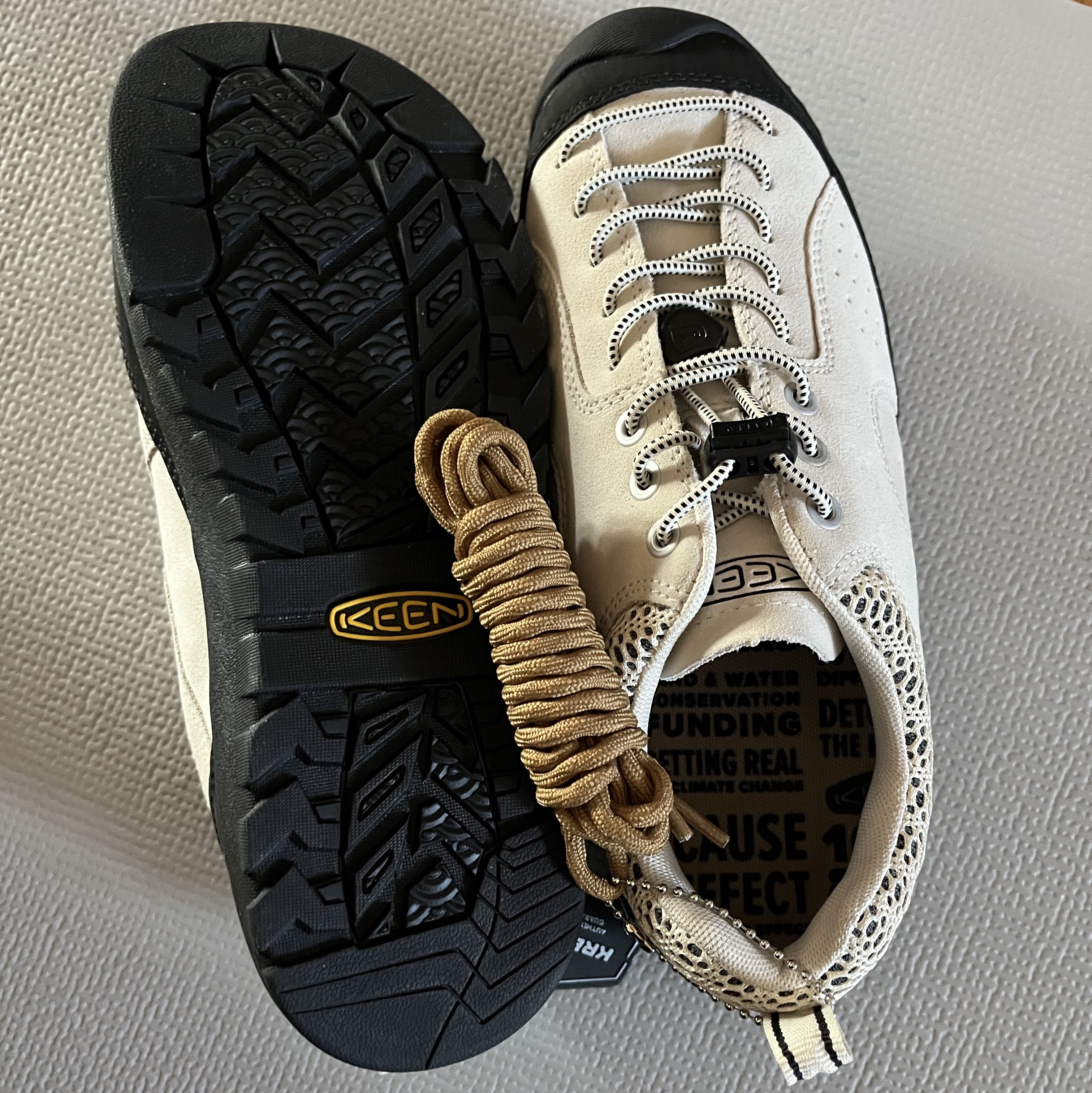 (W) Keen Jasper Rocks SP Sneaker Birch Black 착용 스타일 - 2