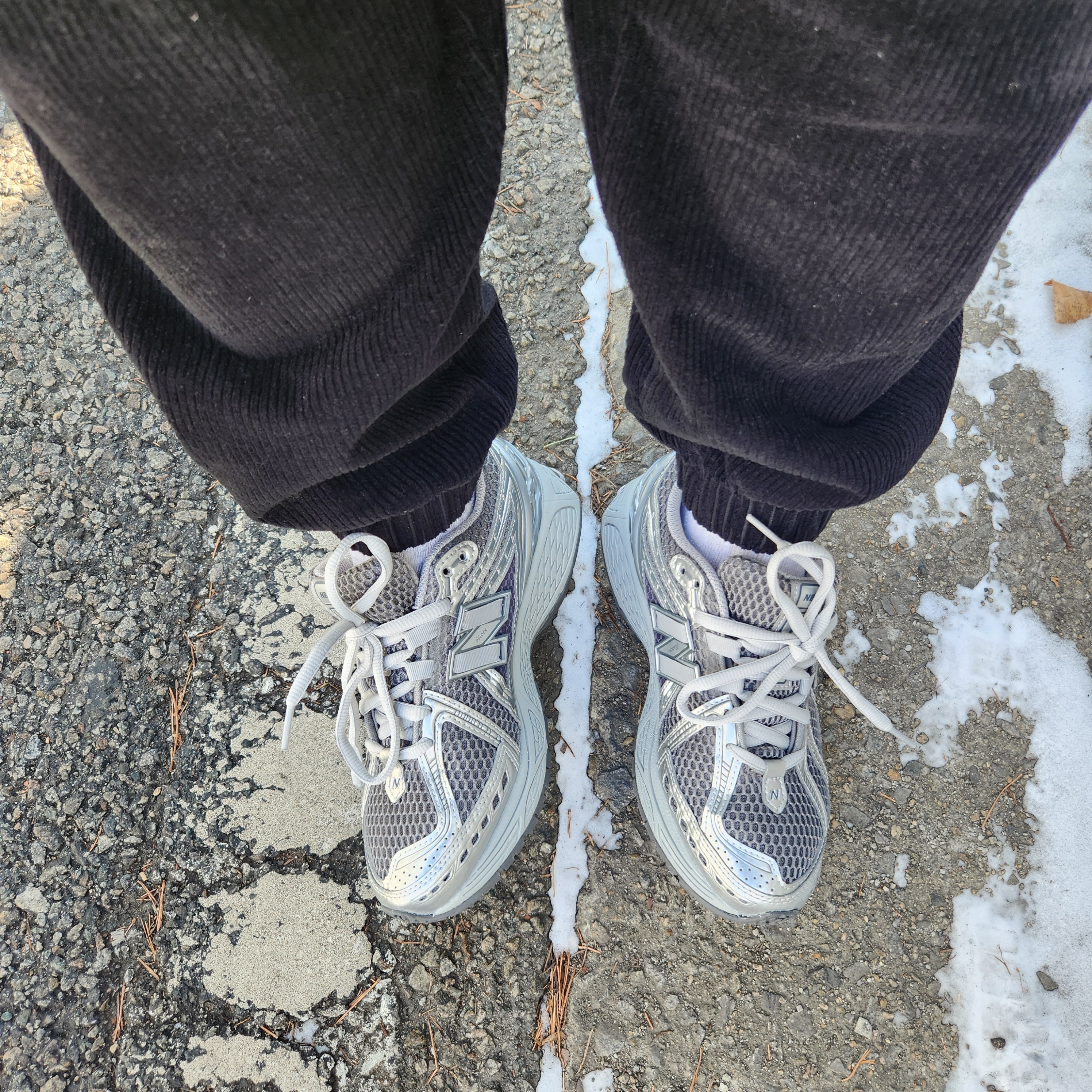 New Balance 1906R Harbor Grey Silver Metalic 착용 스타일