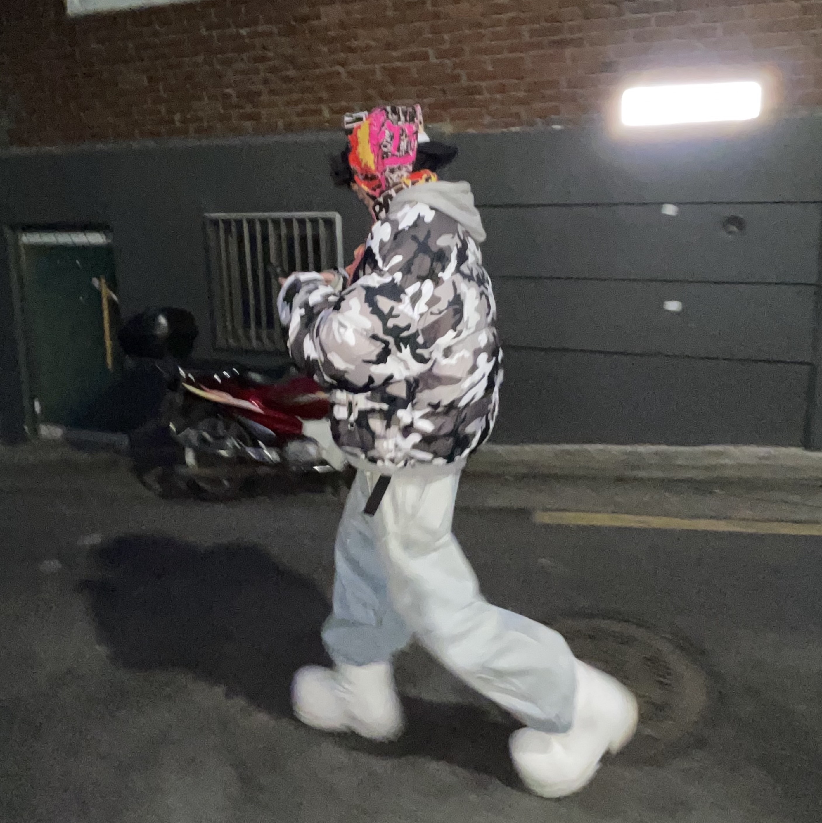 Project G/R Backward Carpenter Pants Blue, Project G/R Reversible Hooded Puffer Jacket Grey 착용 스타일 - 9