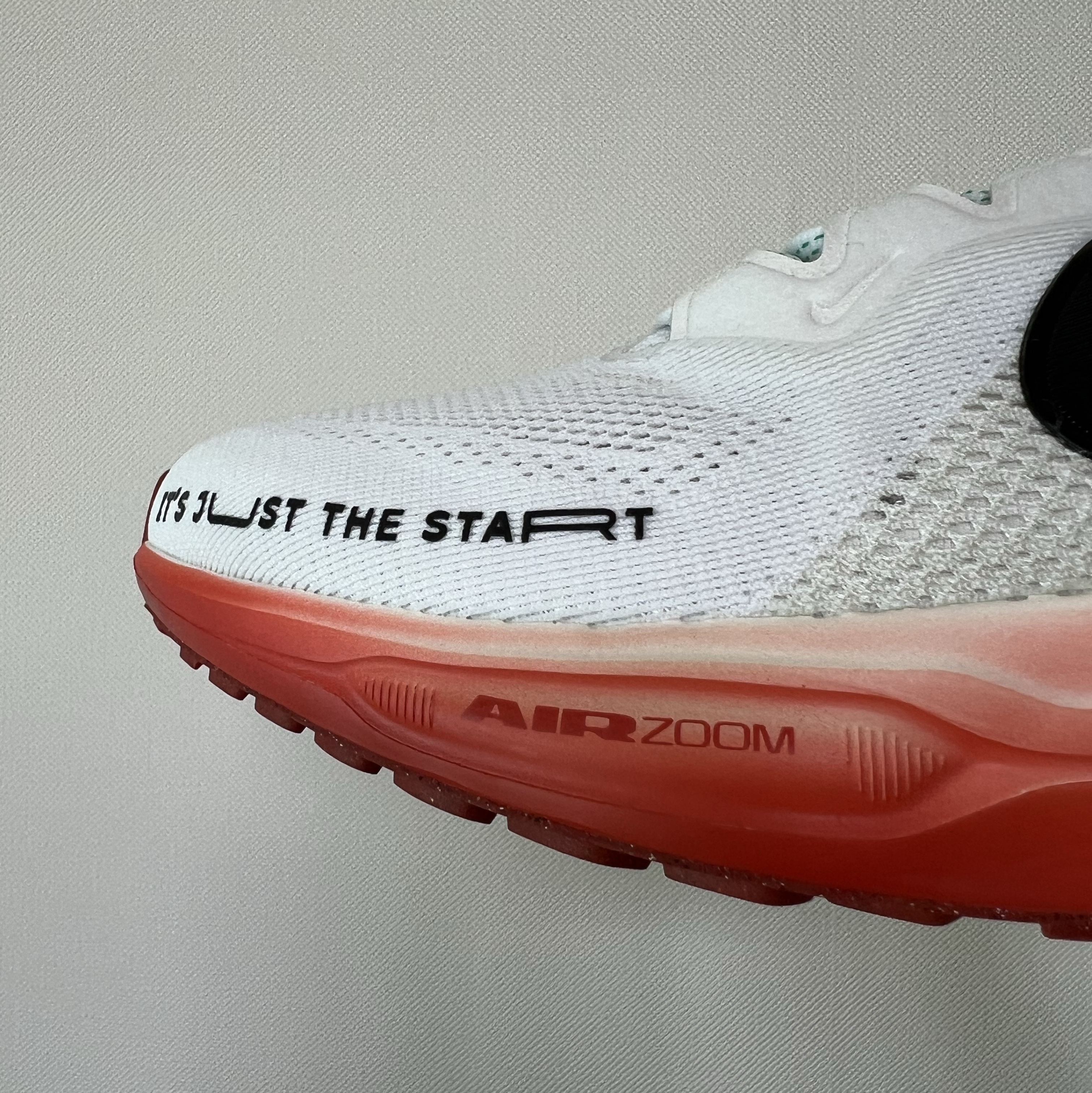 Nike Pegasus 41 Eliud Kipchoge 착용 스타일 - 4