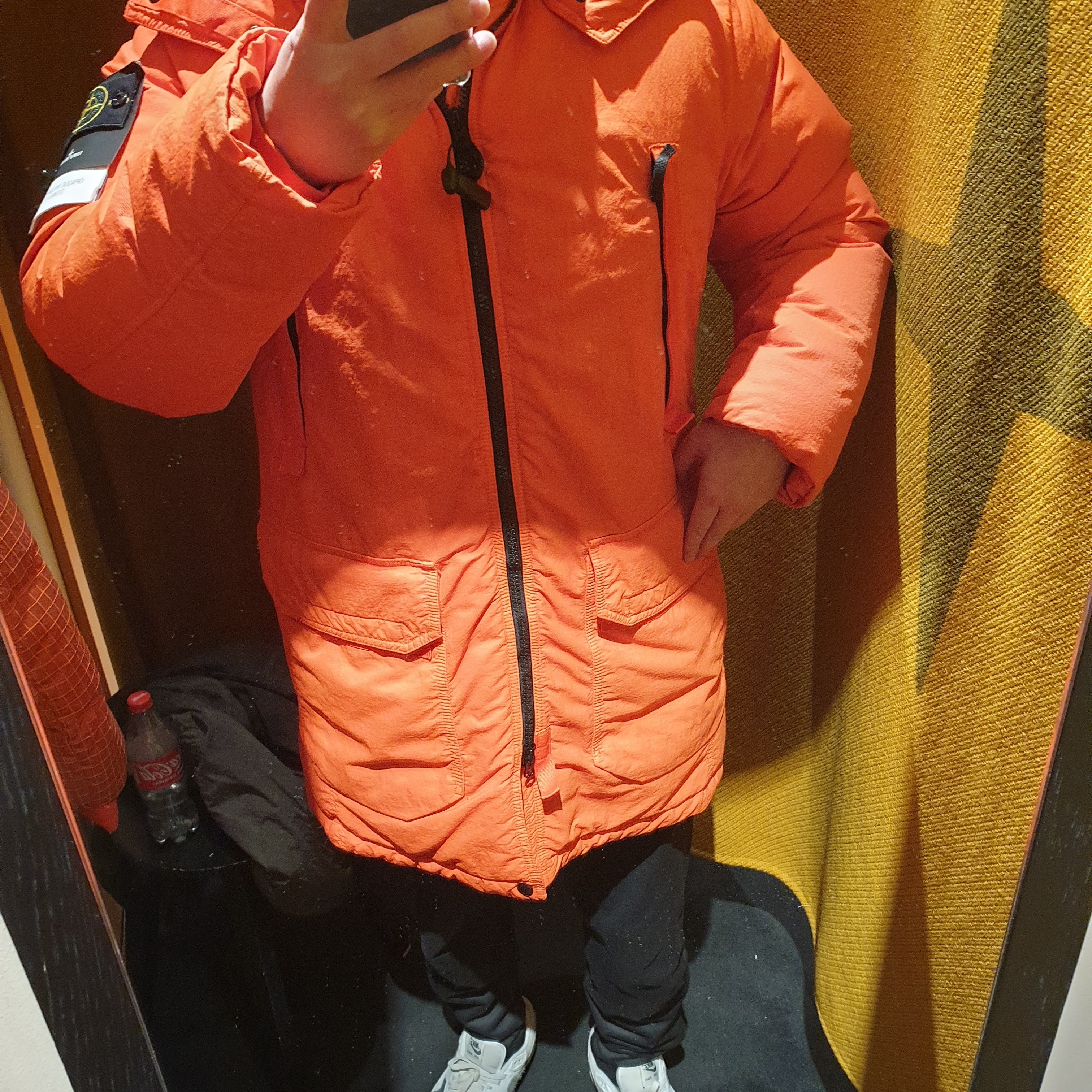 Stone Island 71321 Opaque Nylon Twill Down Jacket Lobster Red - 23FW 착용 스타일 - 2