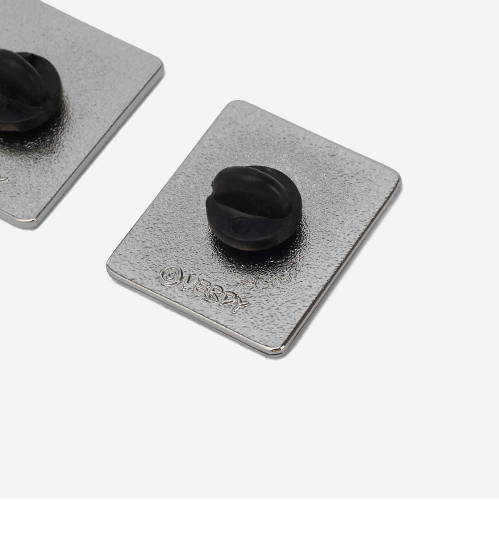 韓国限定 HUMAN MADE x VERDY PIN 2P SET 韓国限定 HUMAN MADE x VERDY PIN 2P SET 韓国限定 HUMAN MADE x