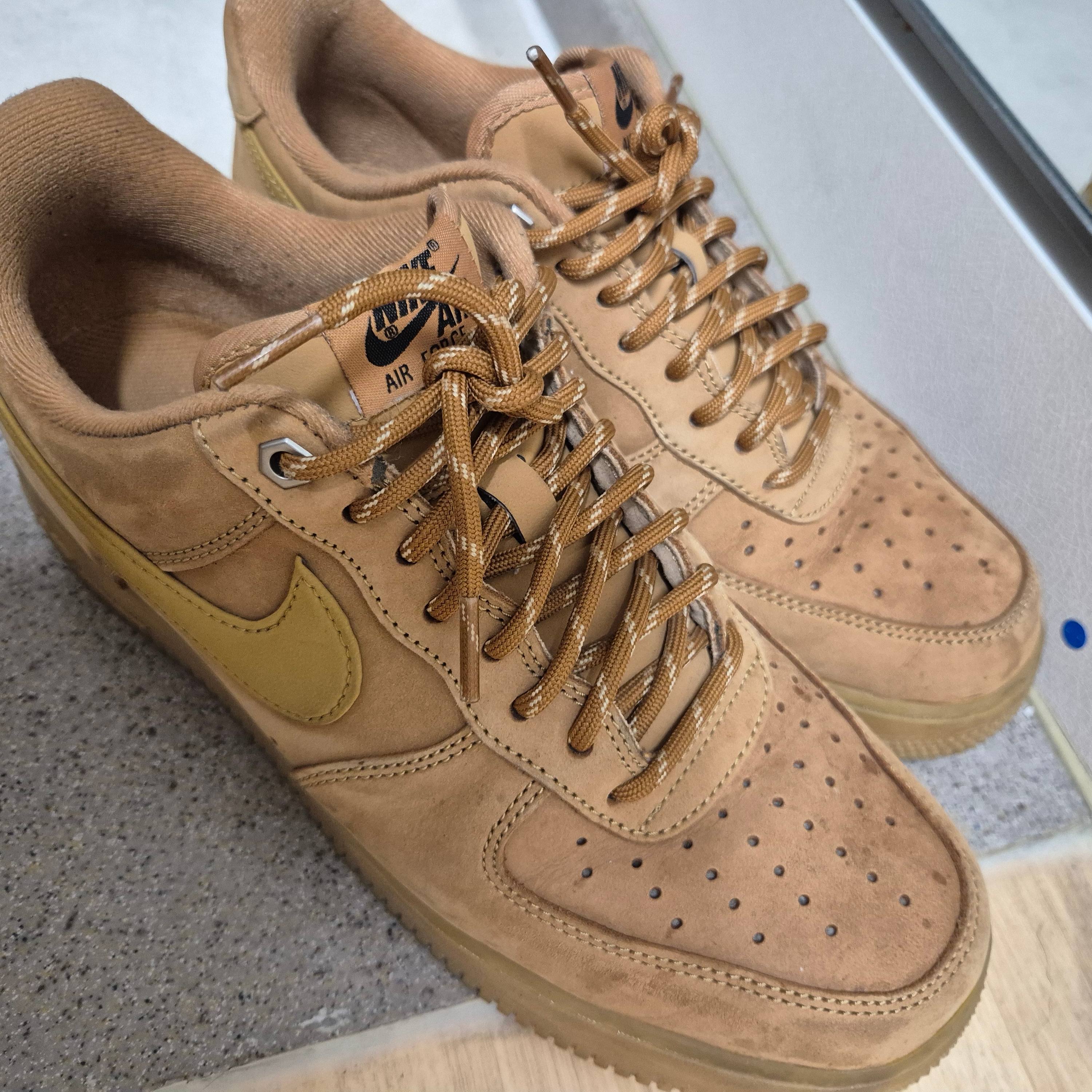 Nike Air Force 1 '07 WB Flax 착용 스타일