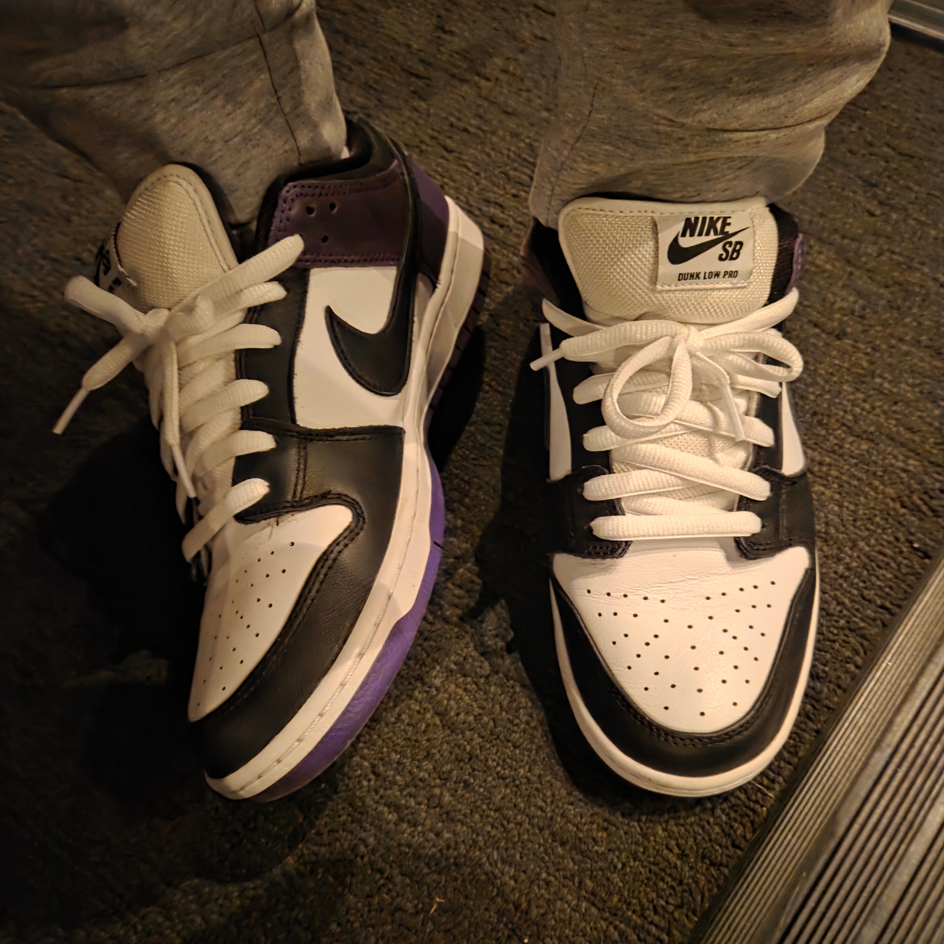 Nike SB Dunk Low Pro Court Purple 착용 스타일 - 1