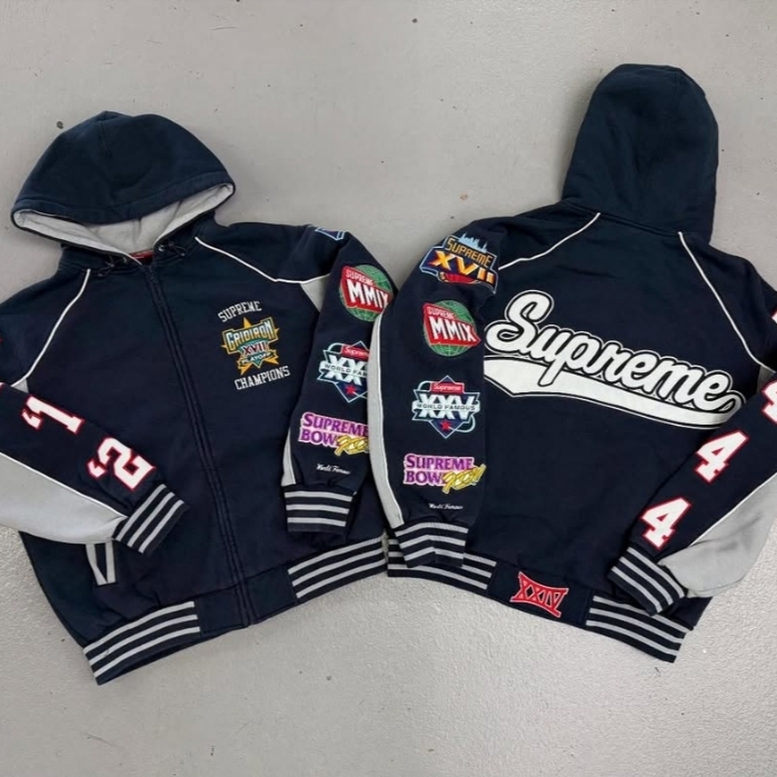Supreme Playoffs Zip Up Hooded Sweatshirt Black - 25SS, Supreme Playoffs Zip Up Hooded Sweatshirt Navy - 25SS 착용 스타일 - 1