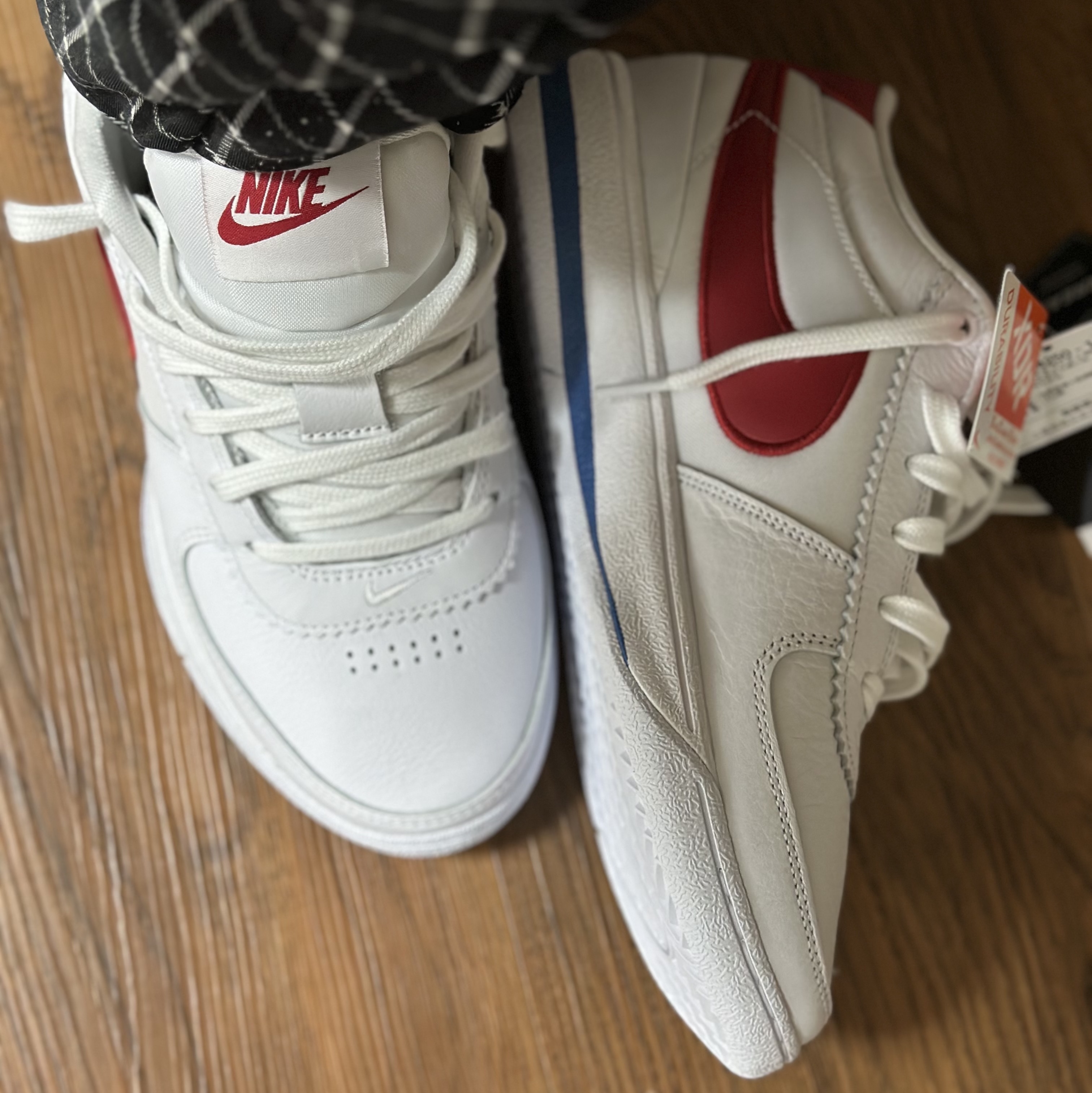 Nike Book 1 EP Forrest Gump 착용 스타일 - 2