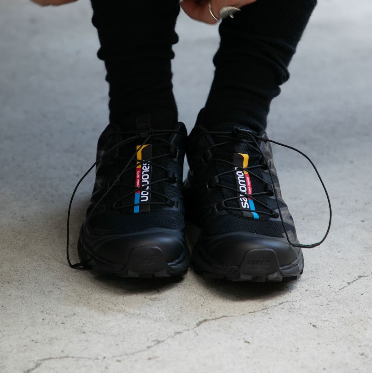 Salomon XT-6 ADV Black 착용 스타일