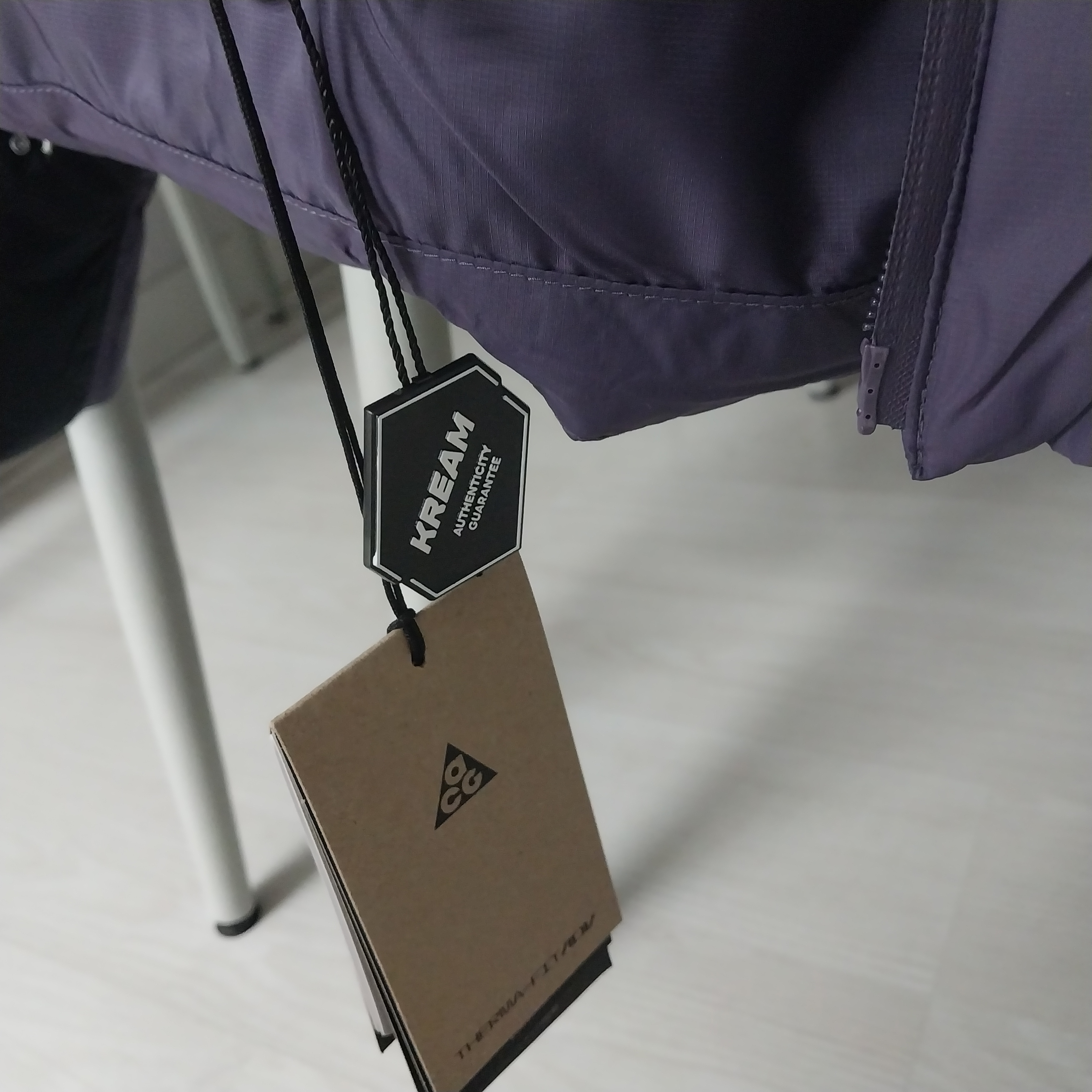 Nike ACG Therma-Fit ADV Lunar Lake Loose Hooded Jacket Dark Raisin Black - Asia 착용 스타일 - 2
