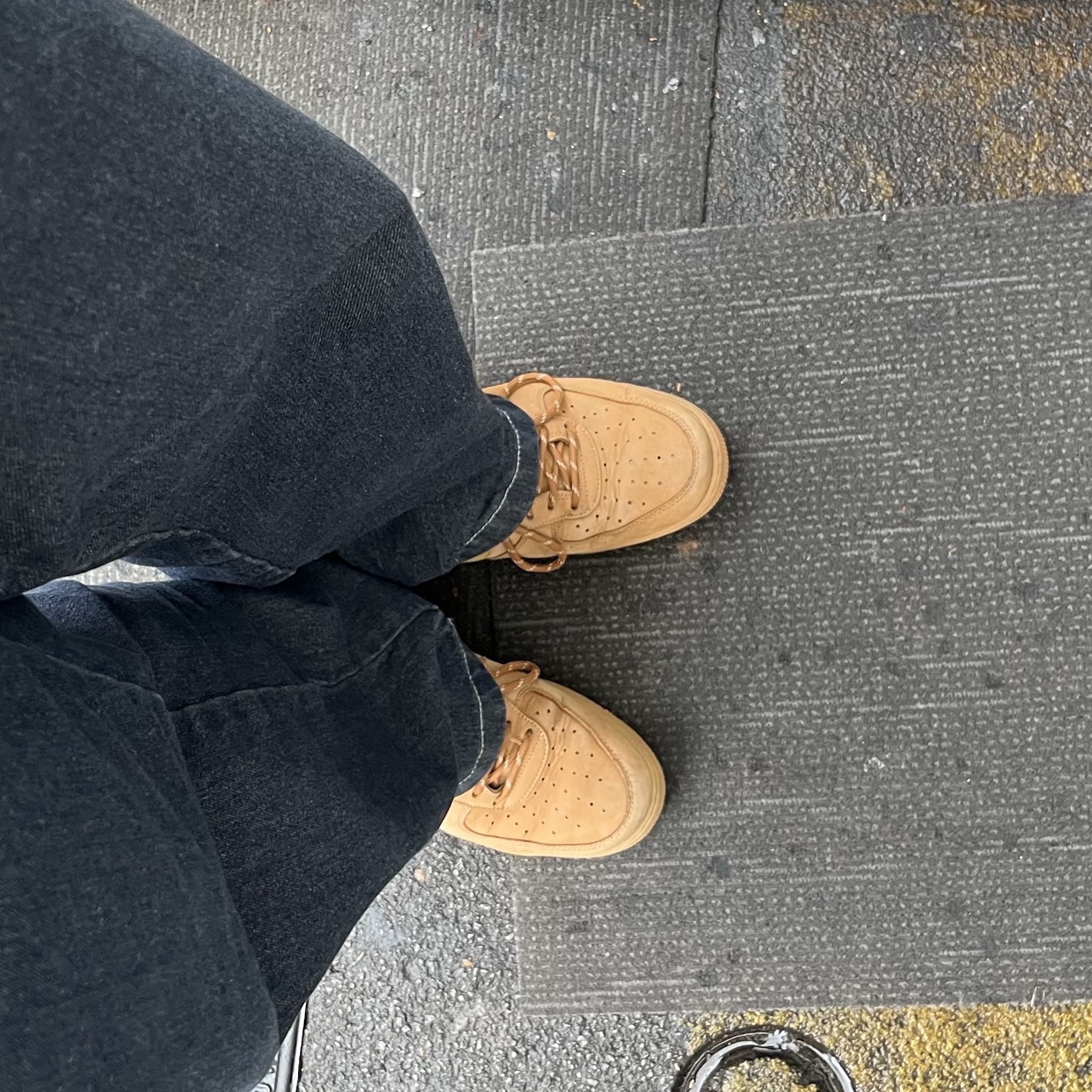 (W) Nike Air Force 1 '07 WB Flax Wheat 착용 스타일