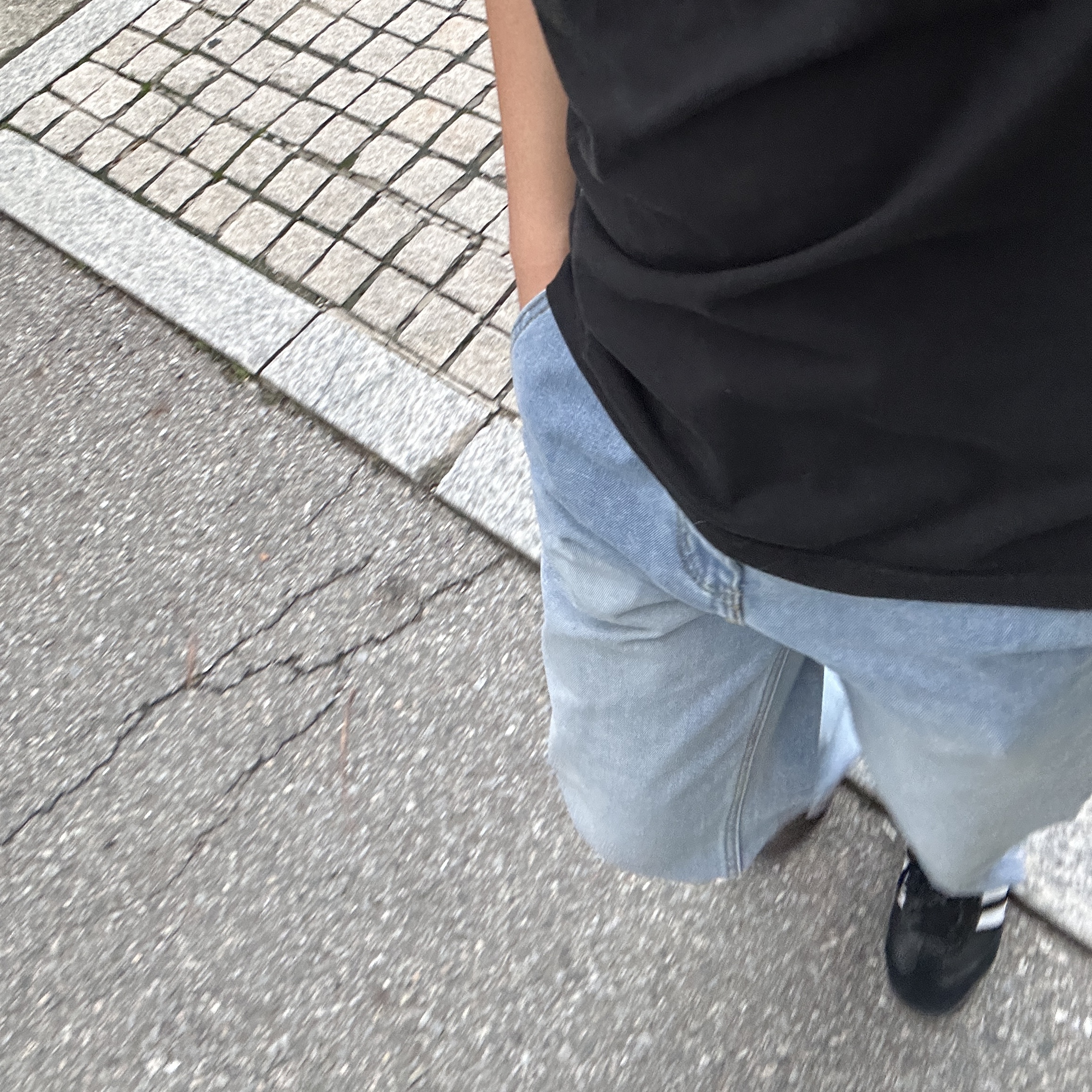 Adidas Samba OG Black White Gum 착용 스타일