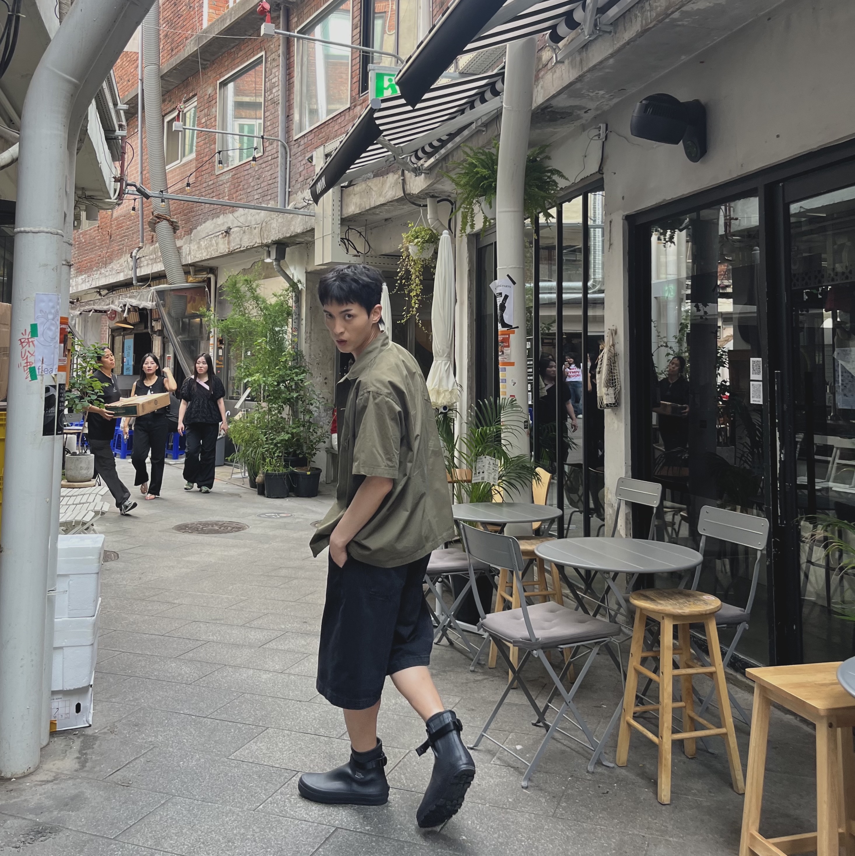 Moonstar 810s ET027 Marke Modi Charcoal 착용 스타일
