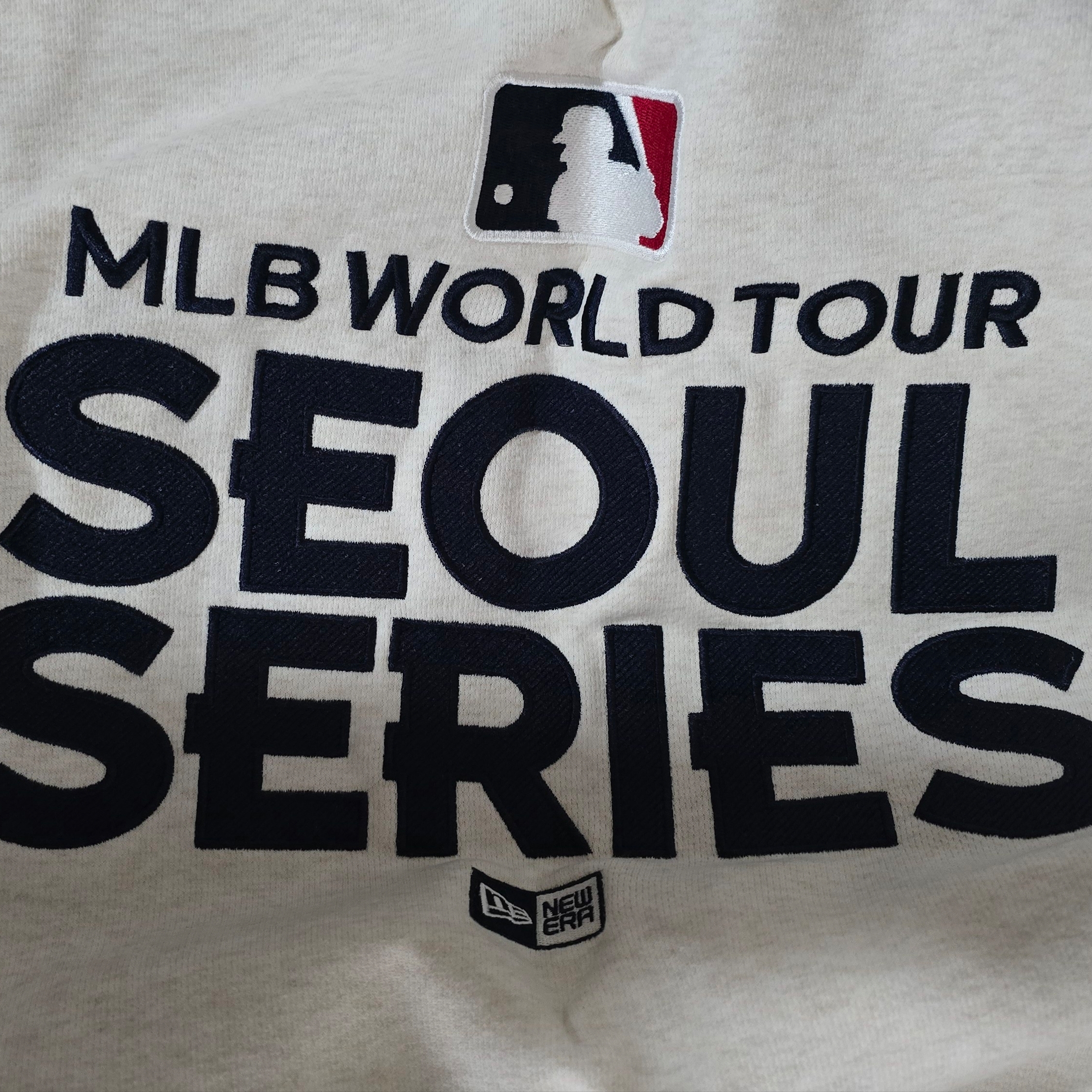 New Era MLB Seoul Series LA Dodgers Hood Heather Gray 착용 스타일