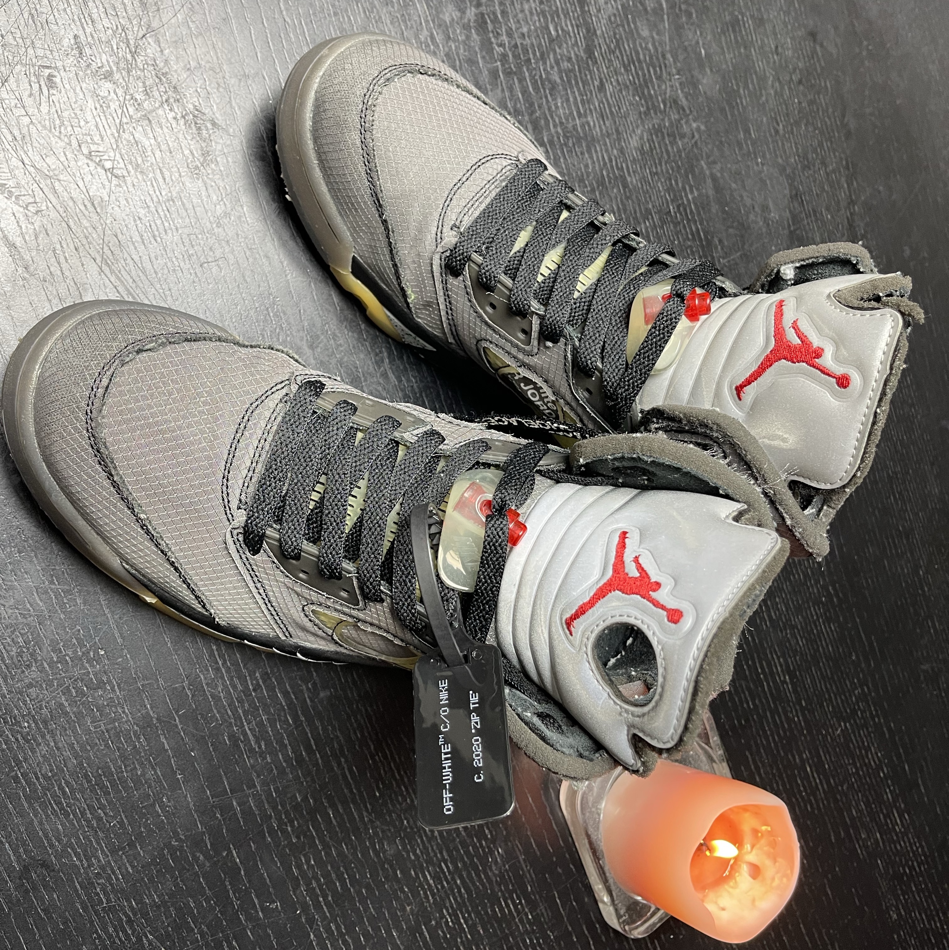 Jordan 5 x Off-White Retro SP Black Muslin 착용 스타일